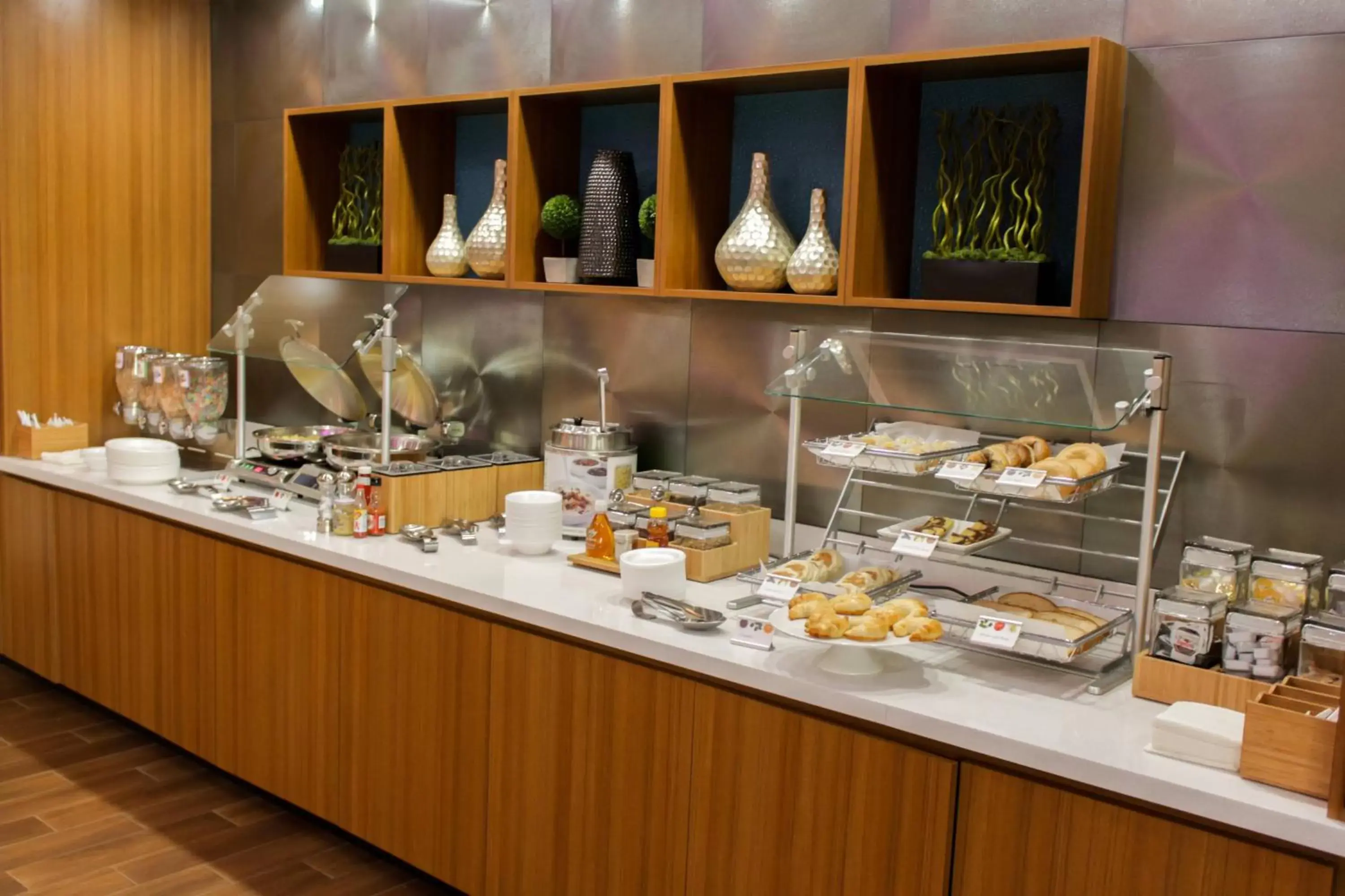 Breakfast, Food in SpringHill Suites by Marriott Sumter