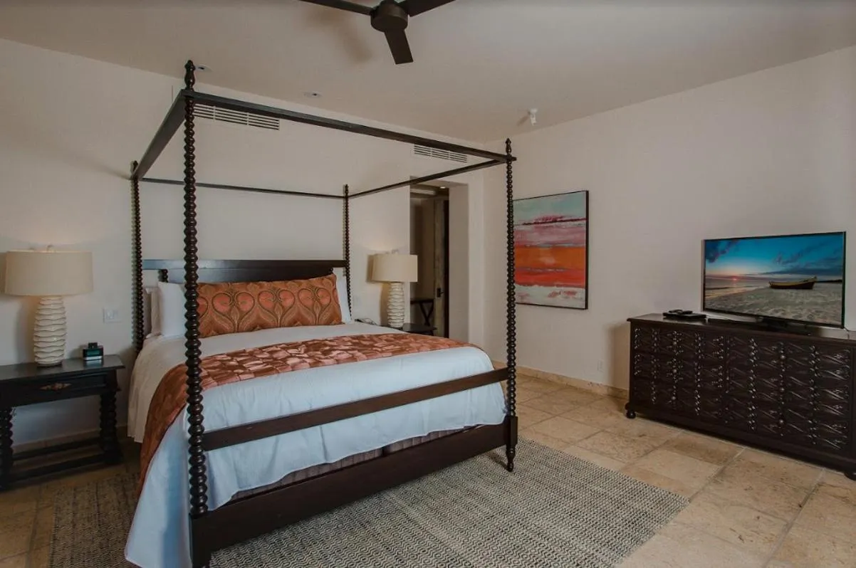 Bed in Esperanza, Auberge Collection