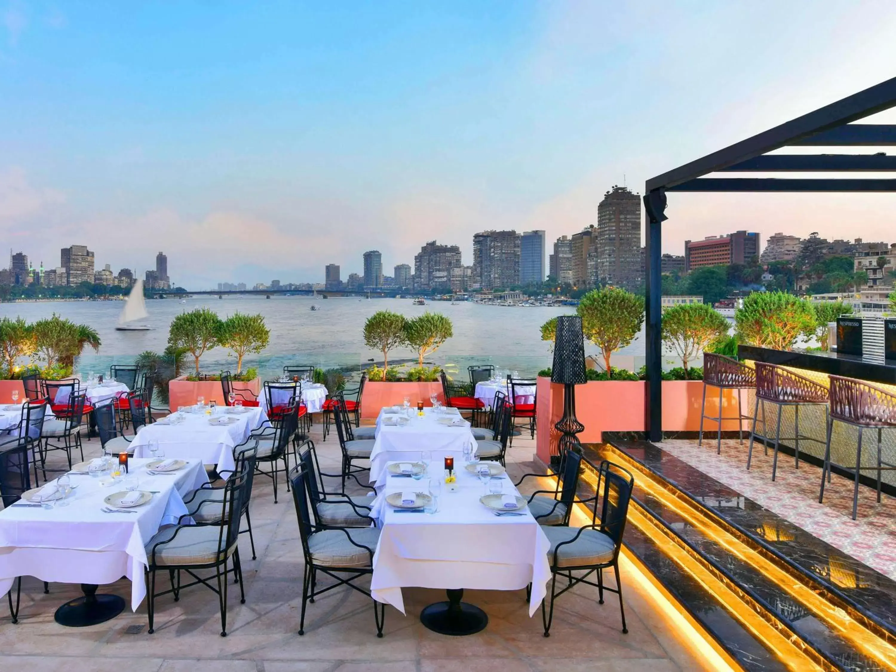 Restaurant/Places to Eat in Sofitel Cairo Nile El Gezirah
