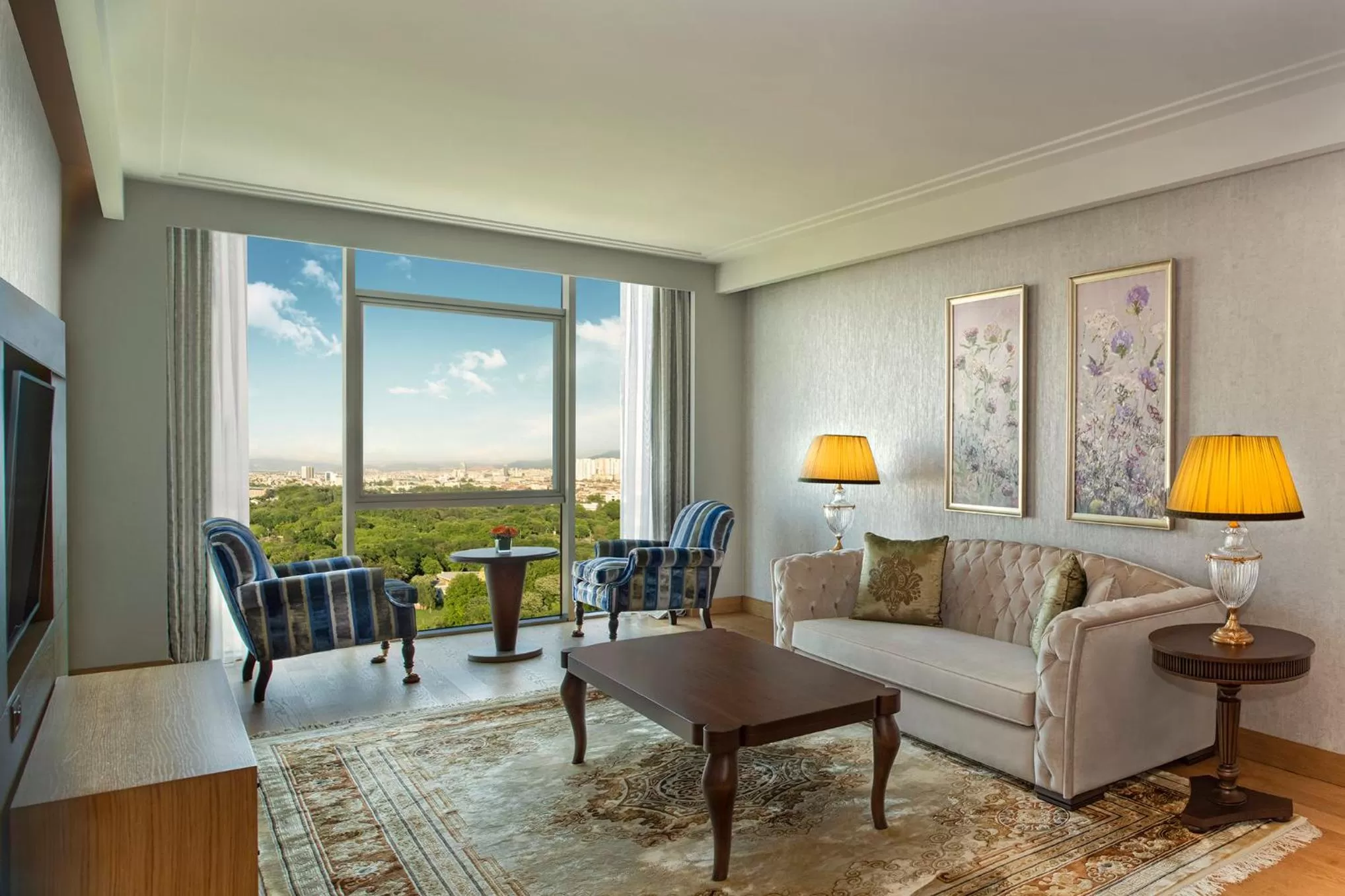 Living room in Mövenpick Hotel & Thermal Spa Bursa