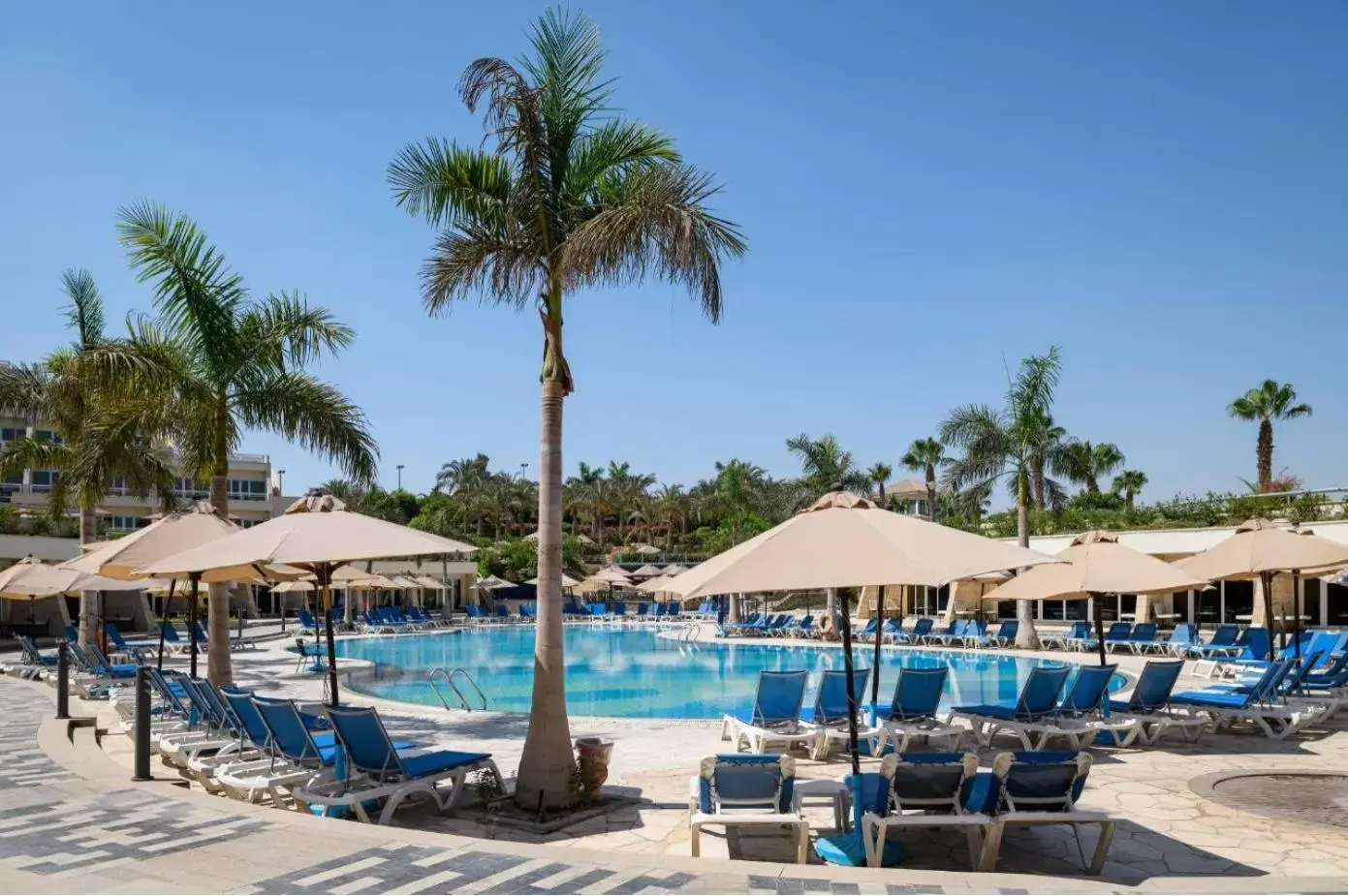 Pool view, Swimming Pool in JW Marriott Hotel Cairo