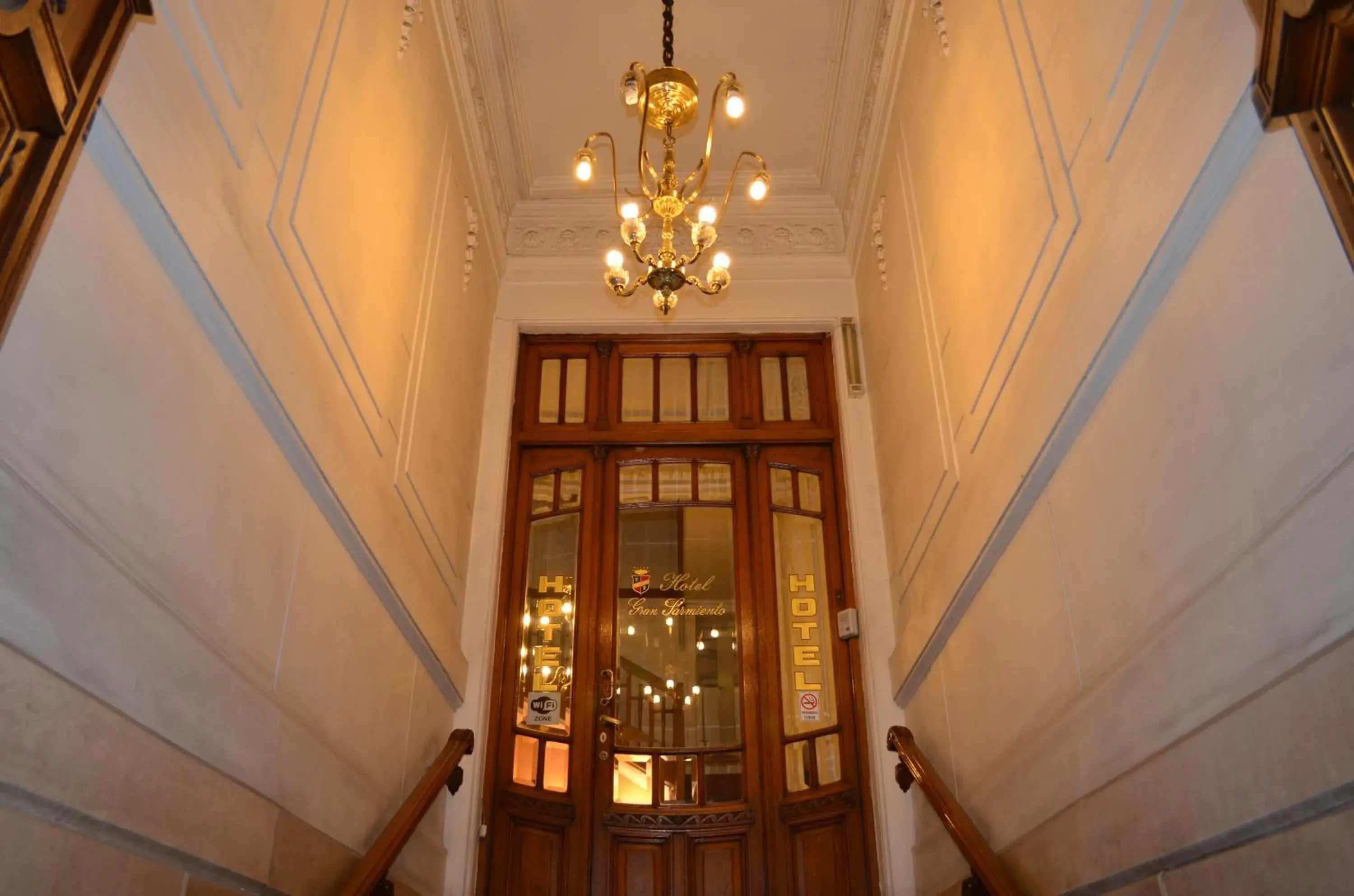 Decorative detail in Hotel Gran Sarmiento