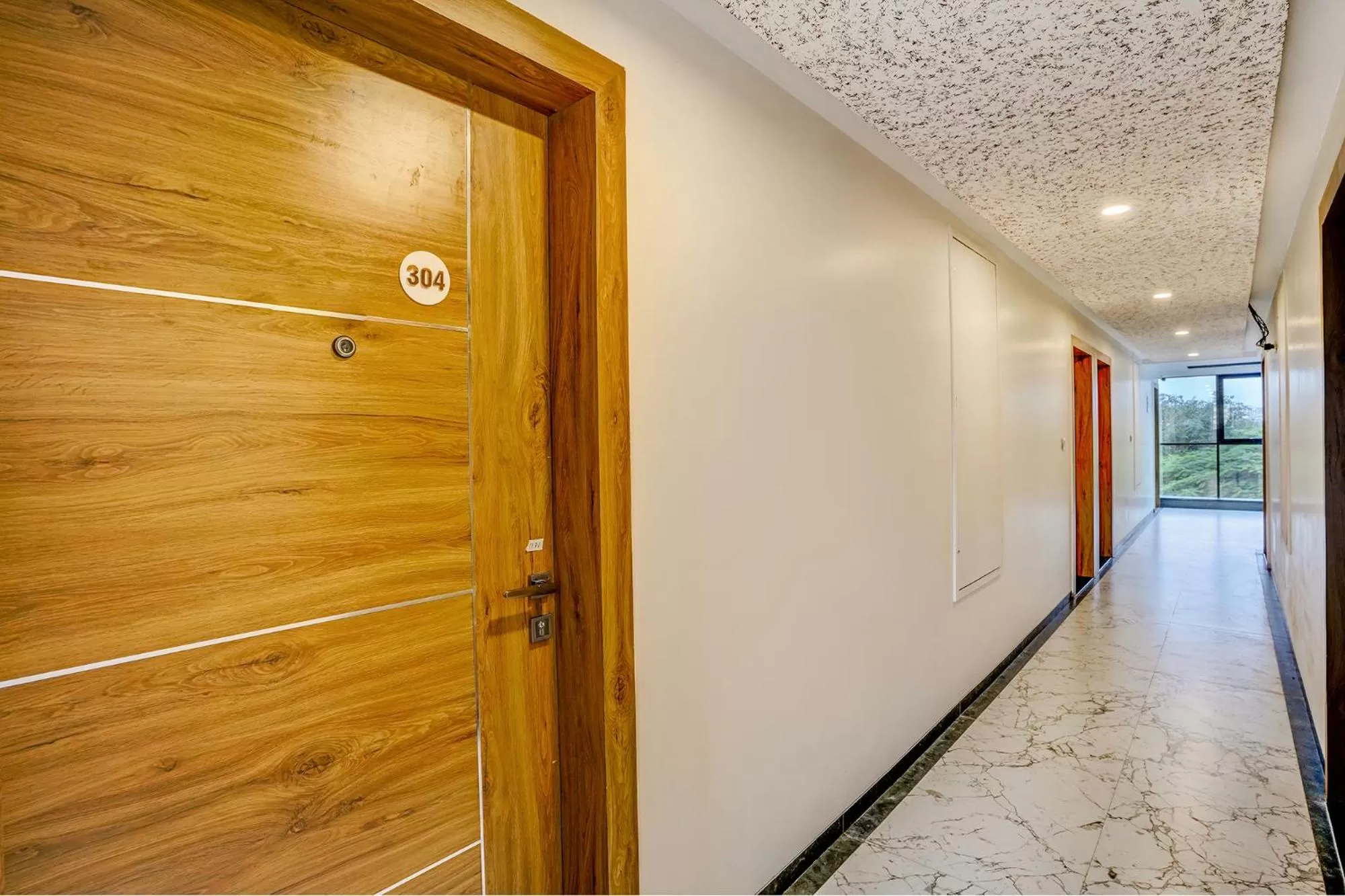 Lobby or reception in FabHotel Crystal Homes - nr Rajaram Bhiku stadium