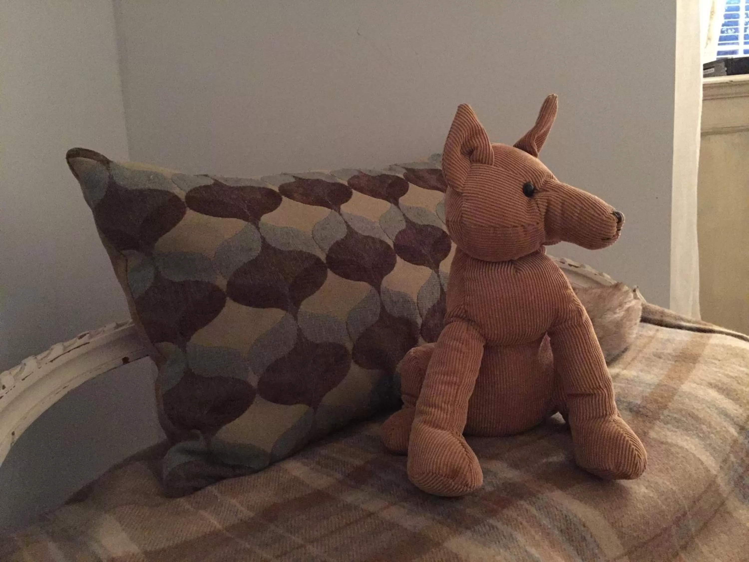 Decorative detail in The Fox and Hounds