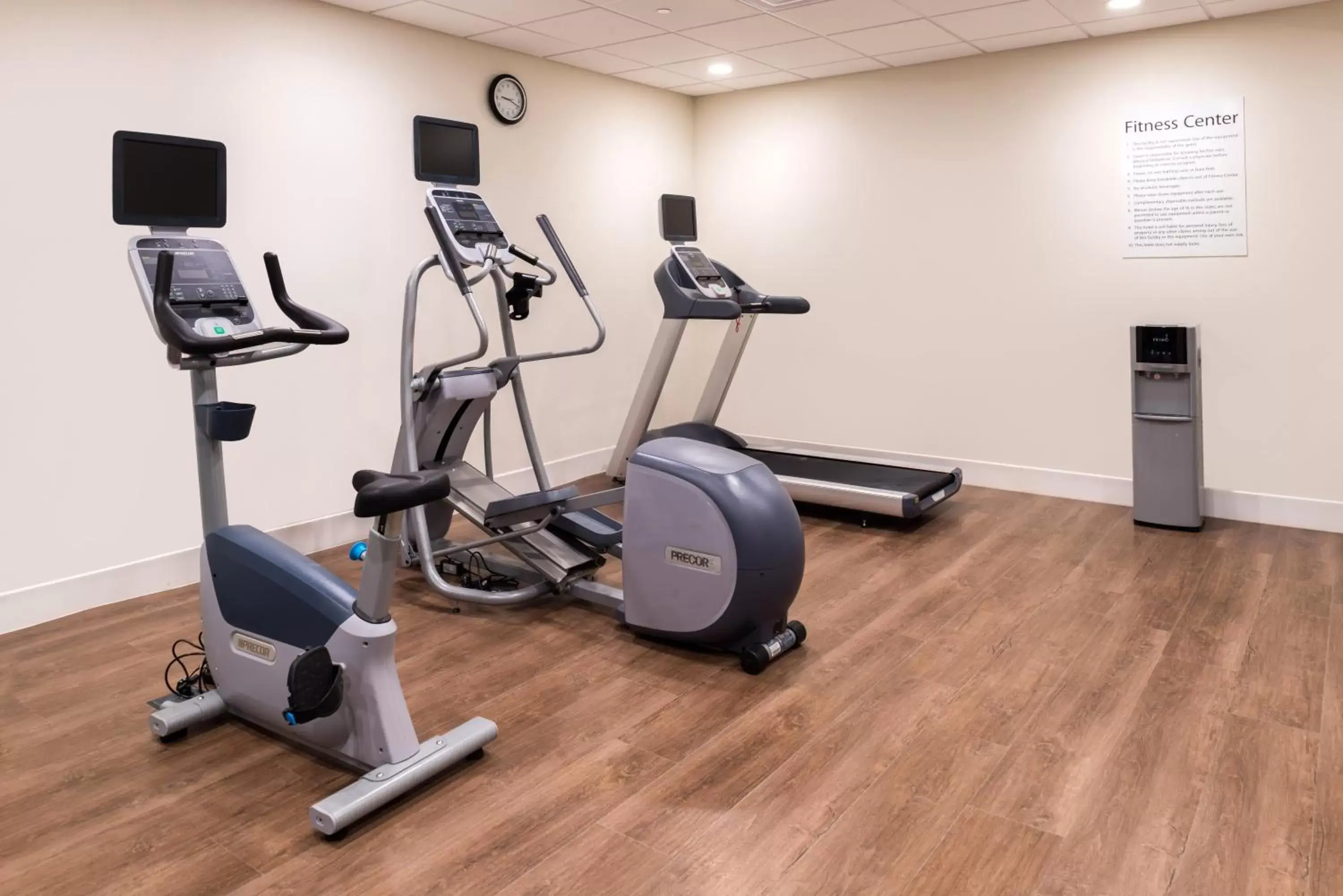 Fitness centre/facilities, Fitness Center/Facilities in Holiday Inn Express Fort Worth West, an IHG Hotel