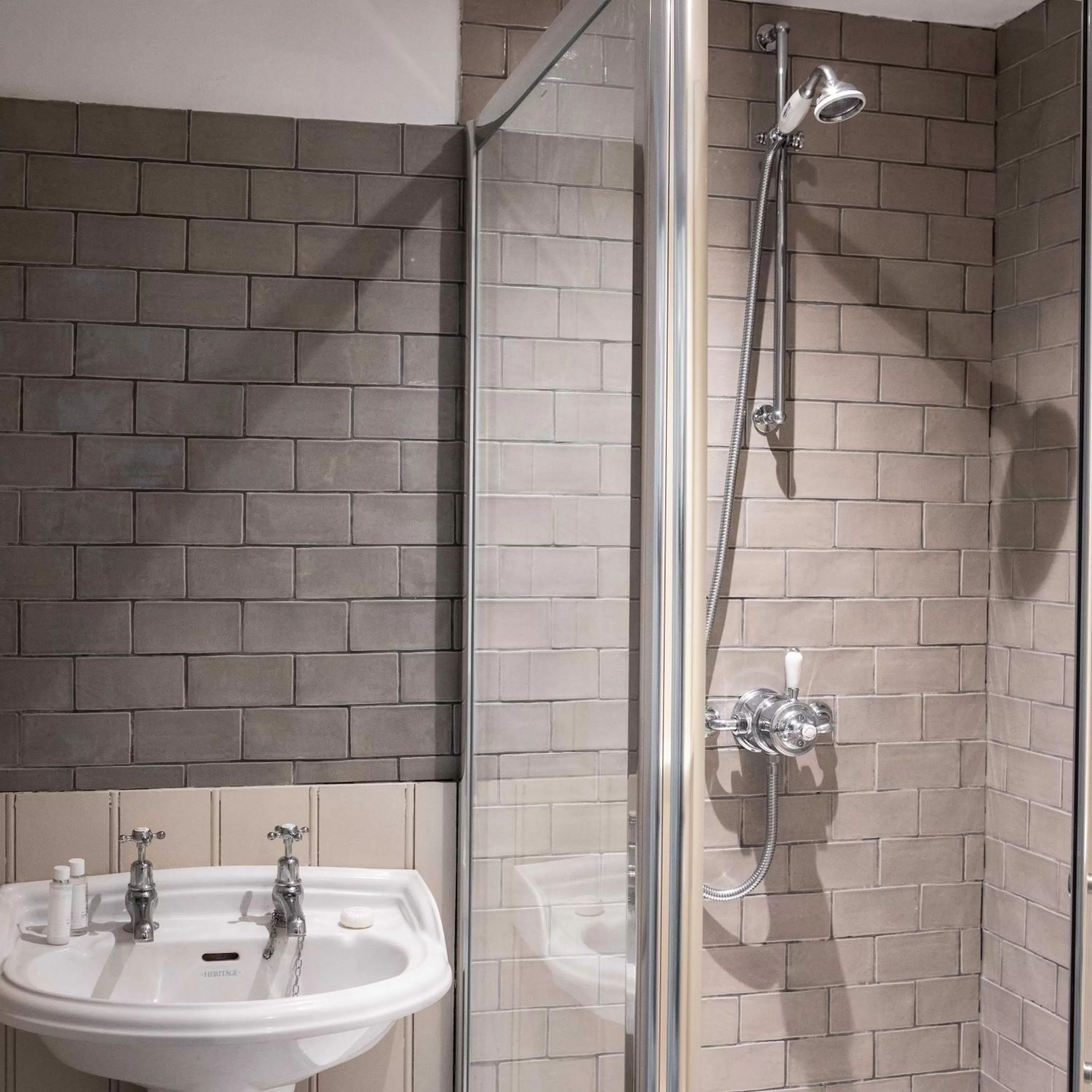 Bathroom in The White Horse