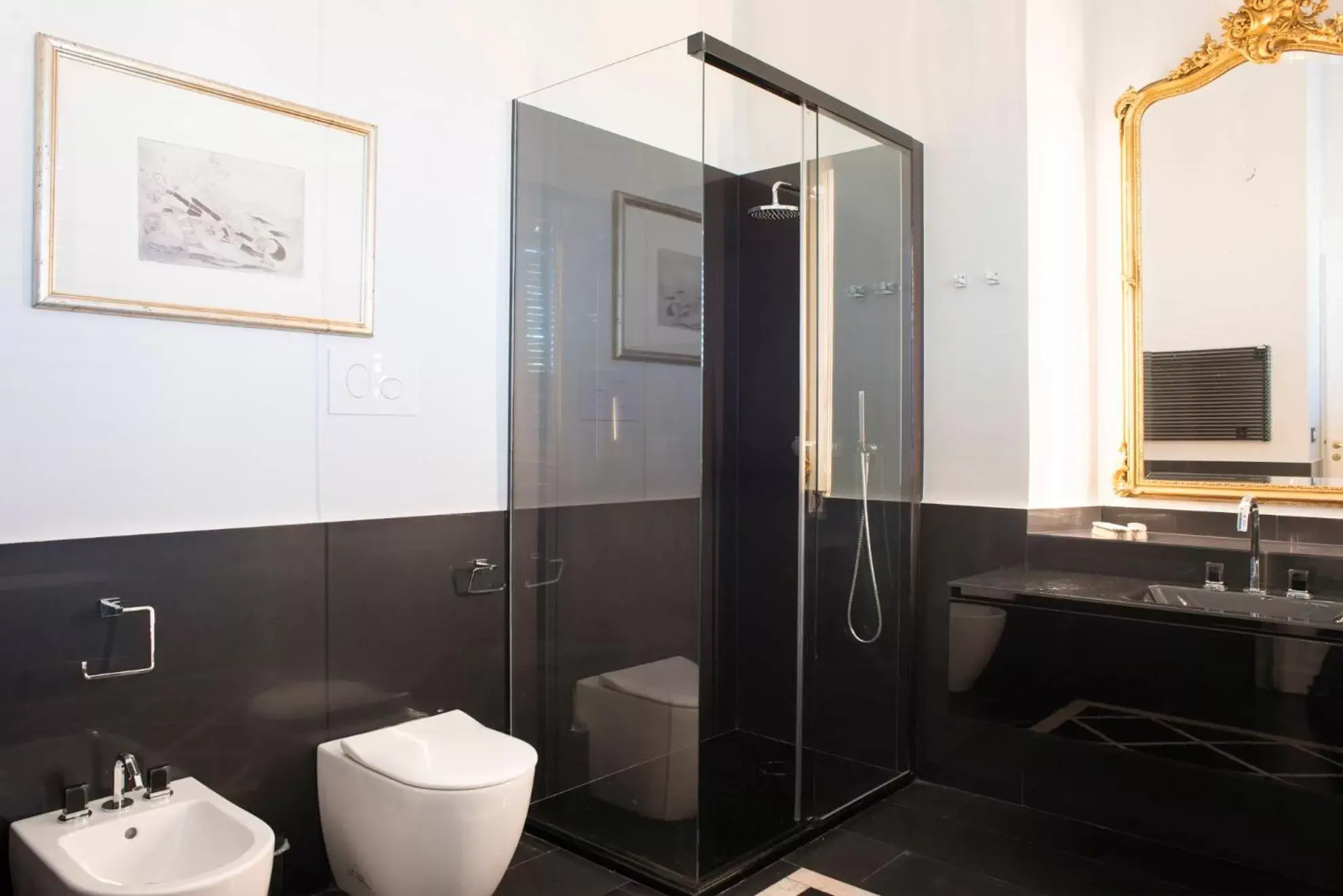 Bathroom in Vittoria - house of charme