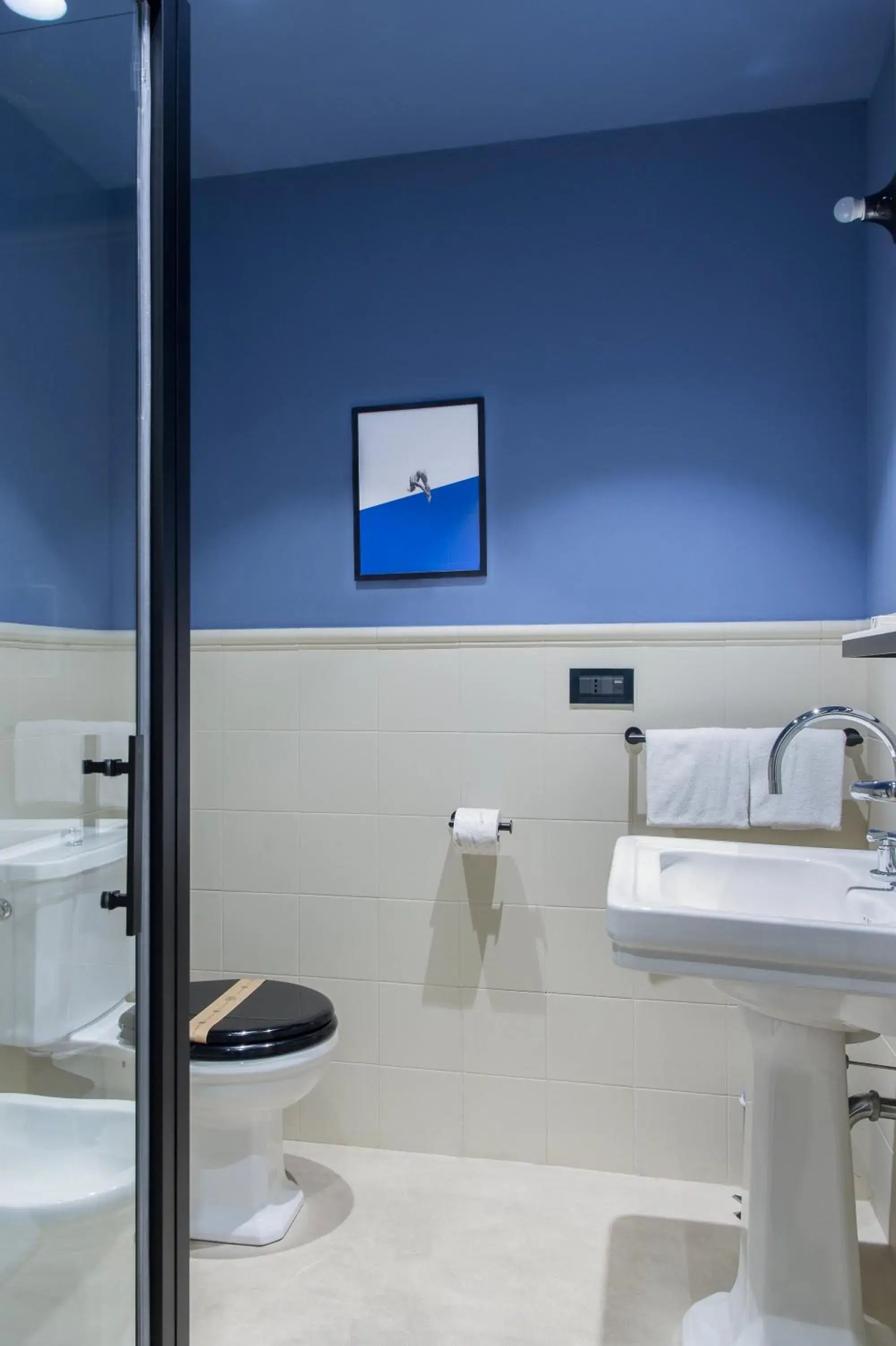 Bathroom in The Poet Hotel