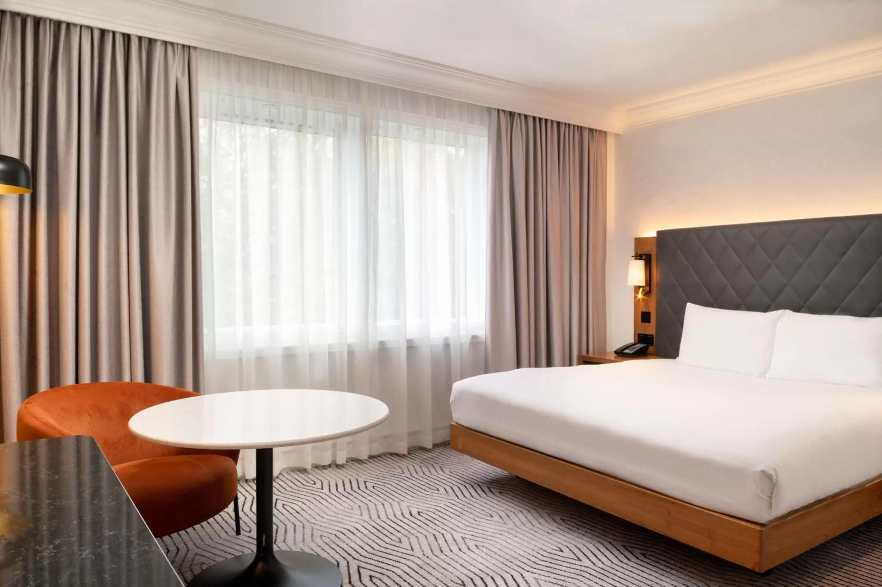 Bed in Hilton London Olympia