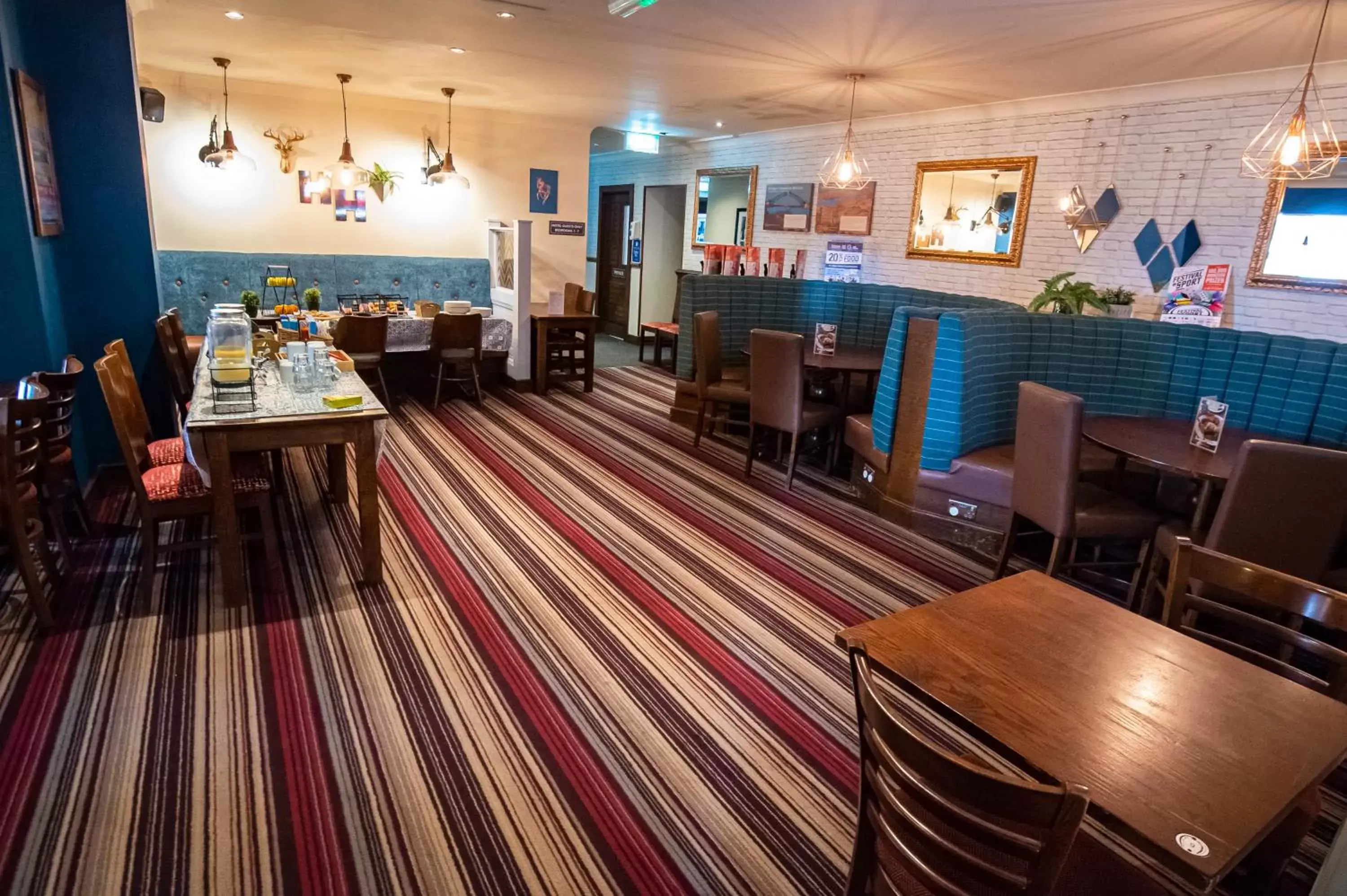 Restaurant/Places to Eat in Highfield Hotel