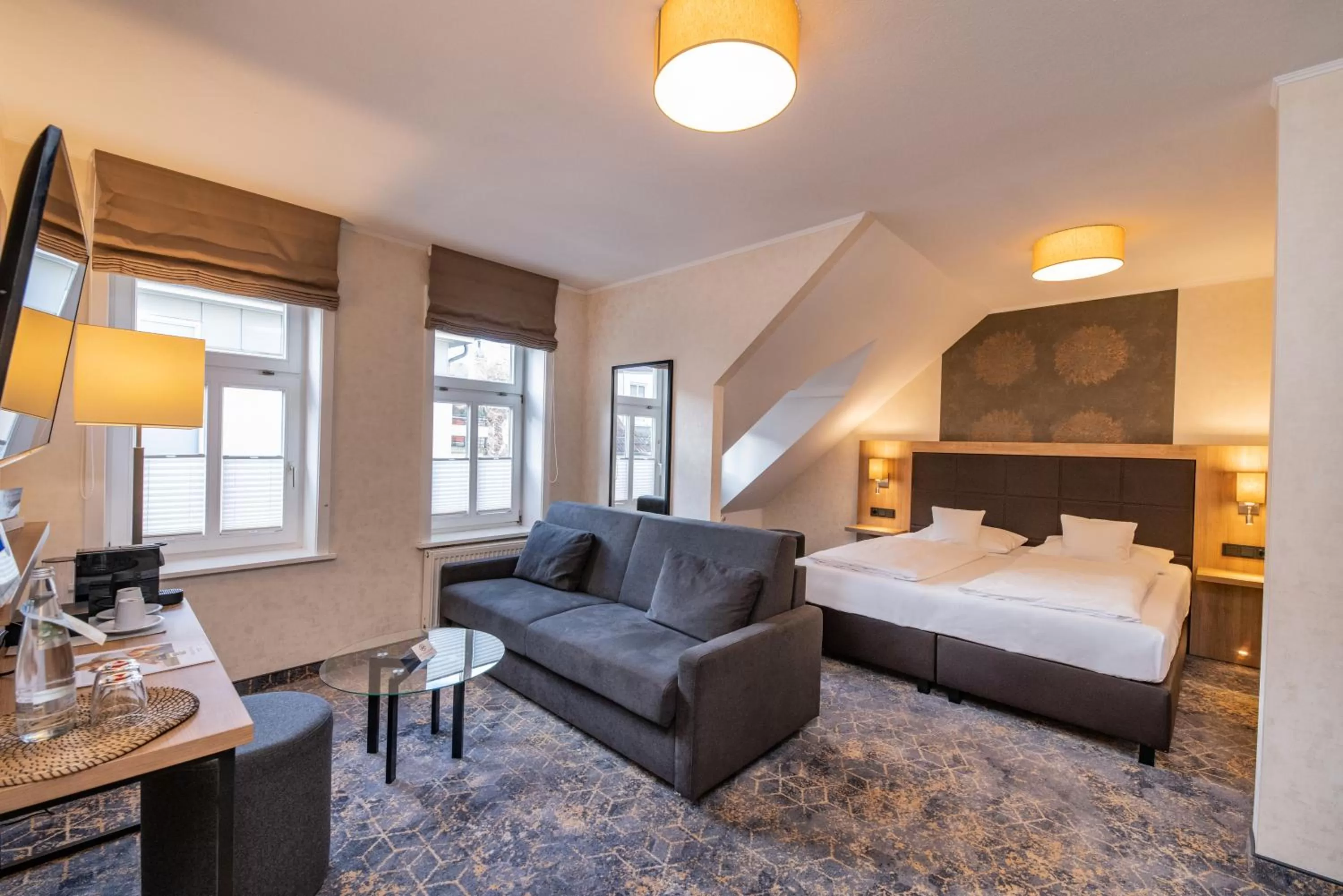 Photo of the whole room, Bed in Göbel's Sophien Hotel