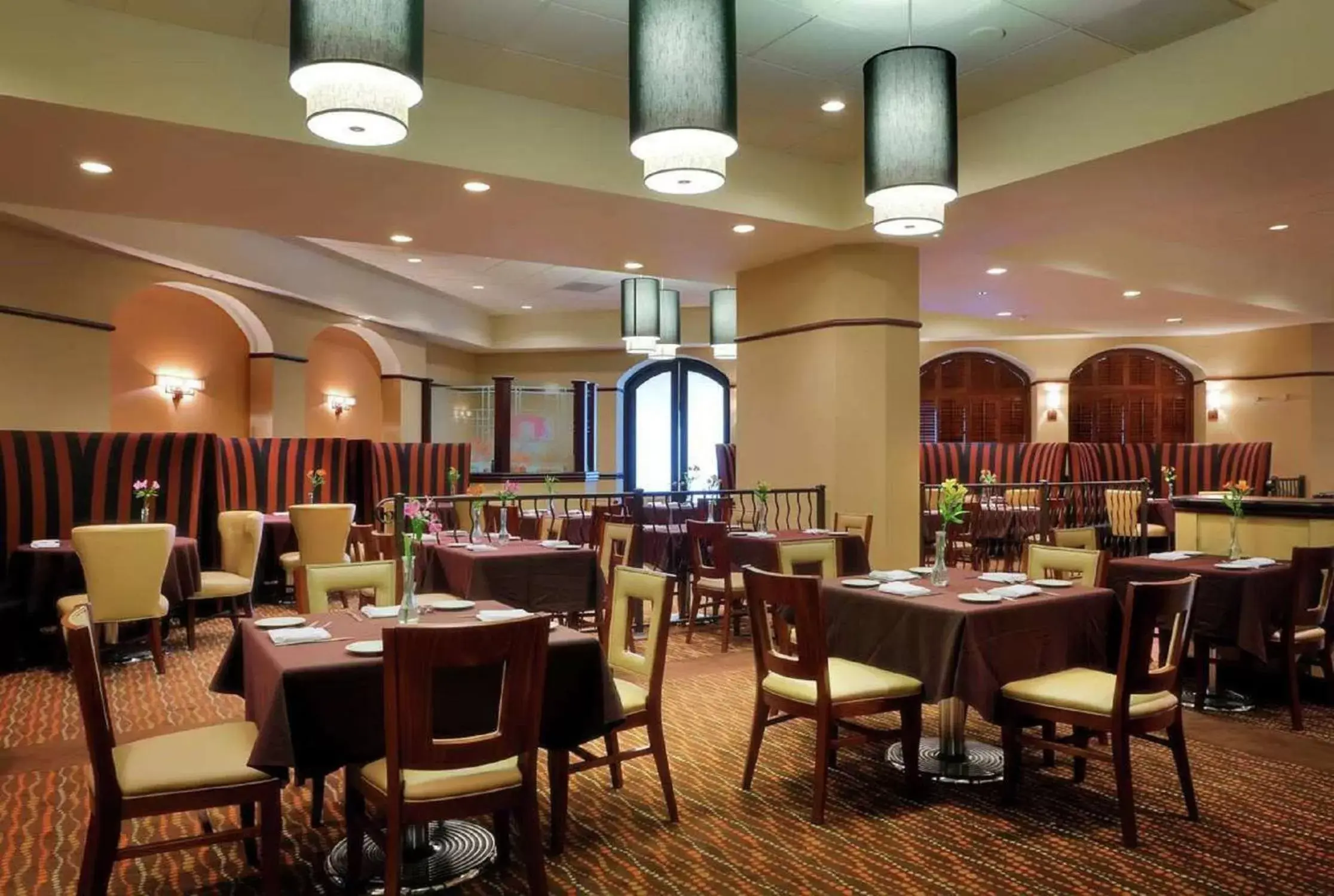 Restaurant/Places to Eat in DoubleTree by Hilton Modesto