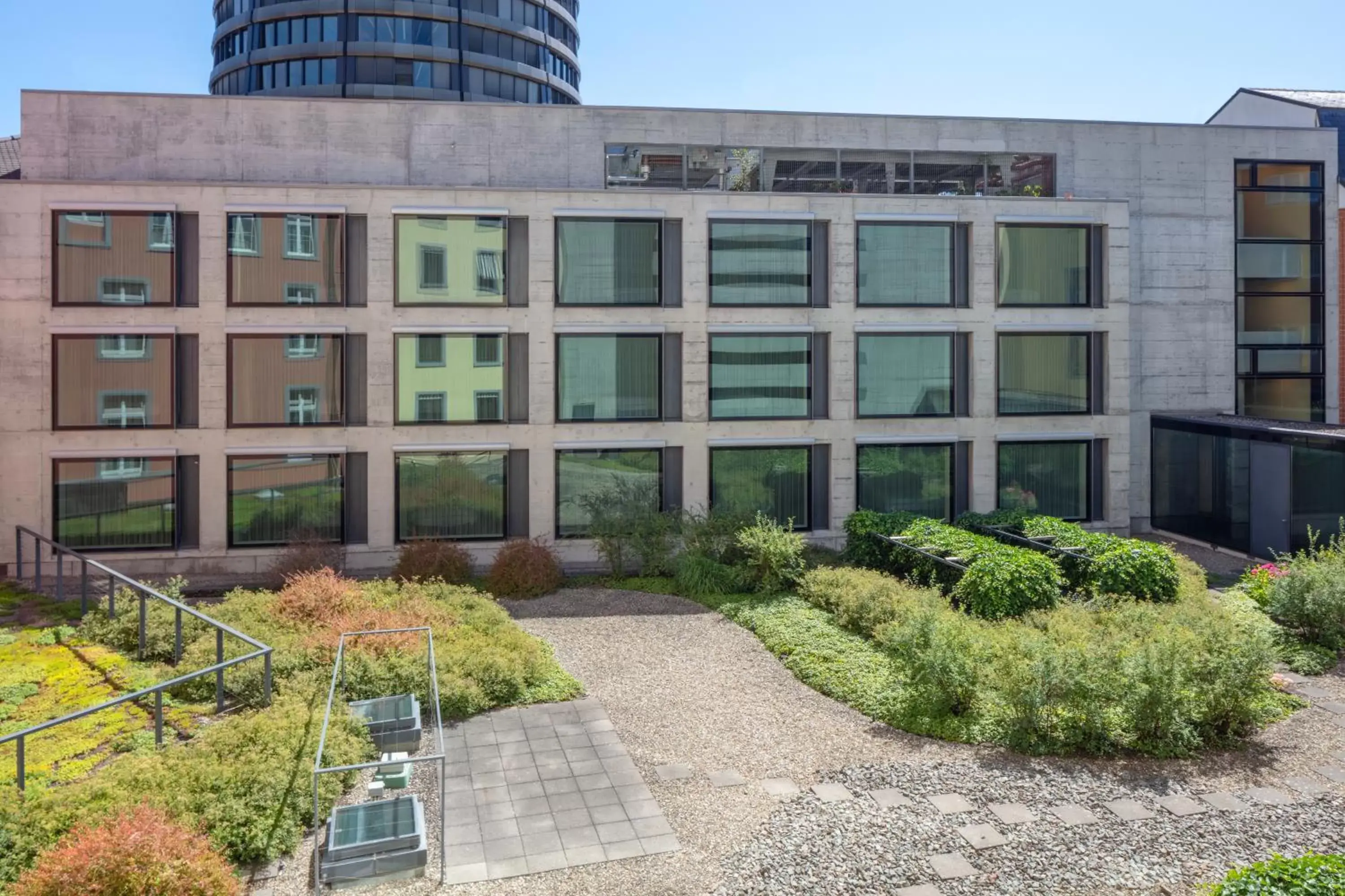 Garden, Property Building in Hotel Victoria