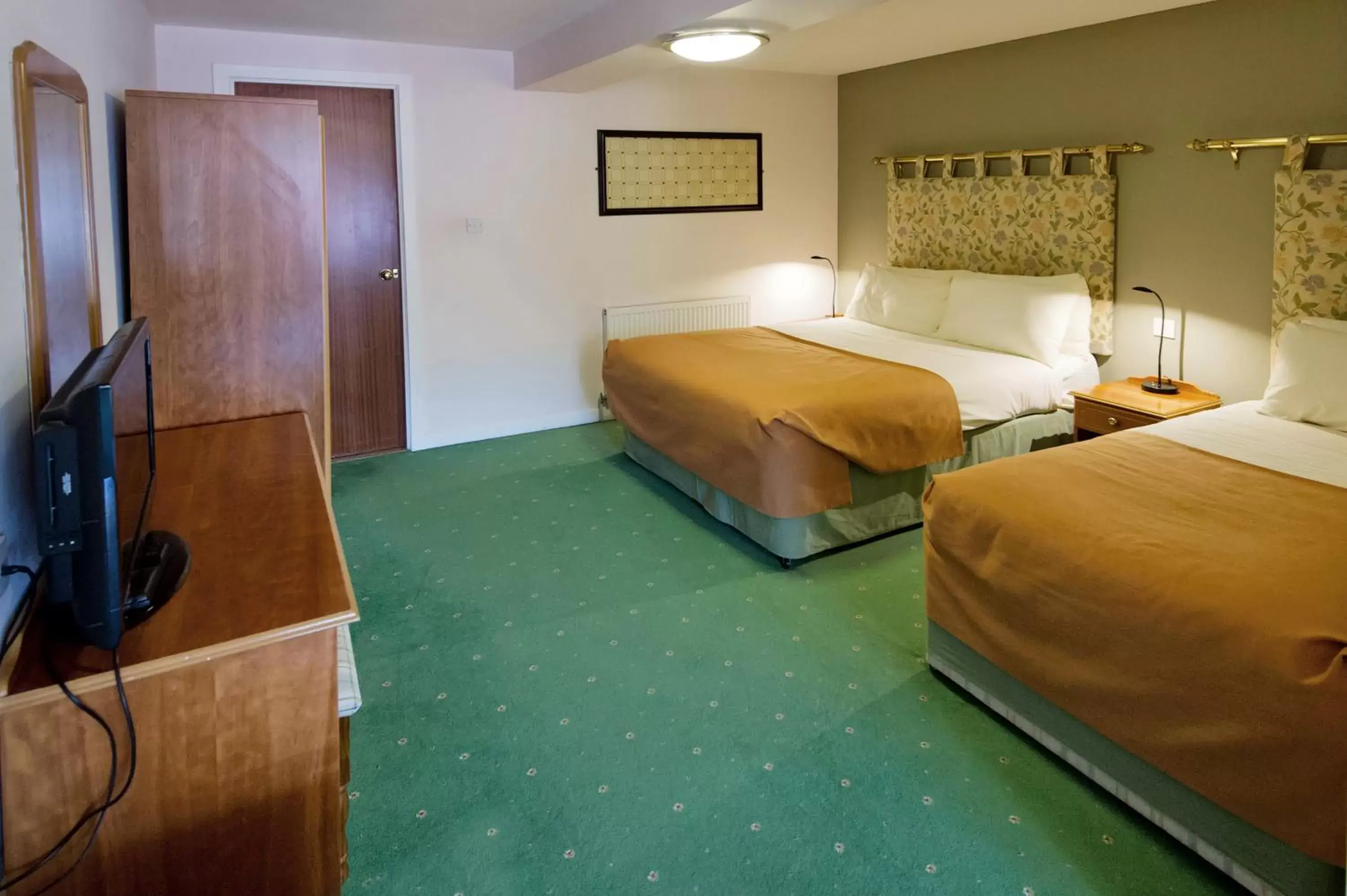 Bed in Station Hotel