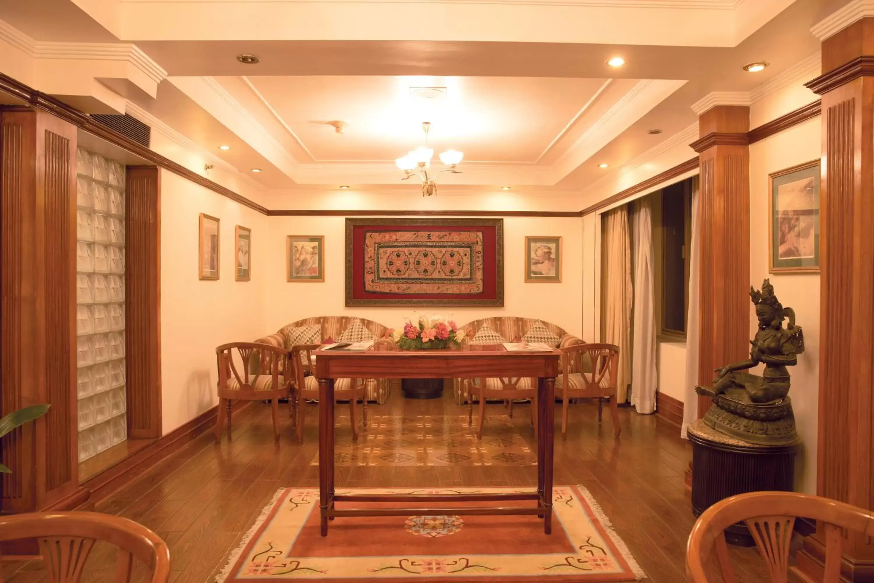 Lounge or bar in The Everest Hotel Lounge or bar in The Everest Hotel