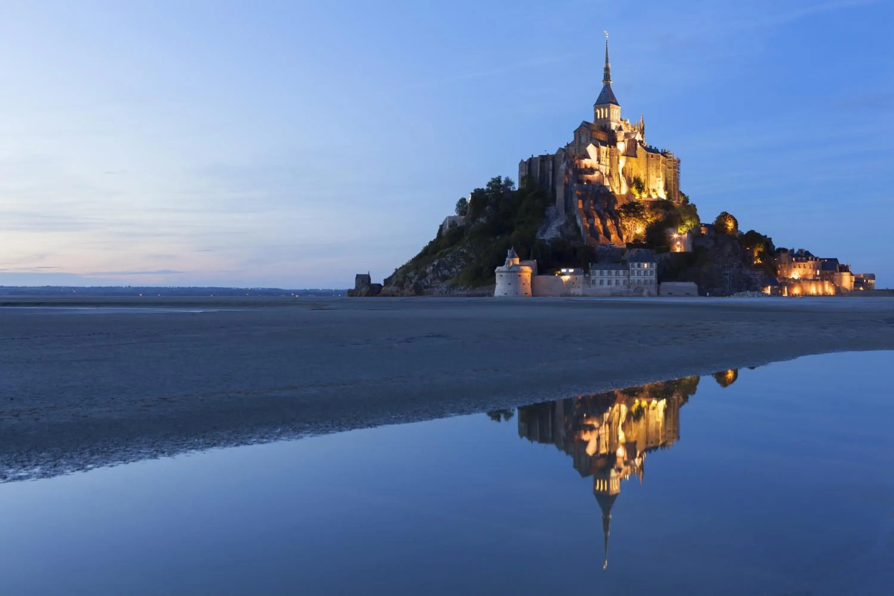 Area and facilities, Swimming Pool in Mercure Mont Saint Michel