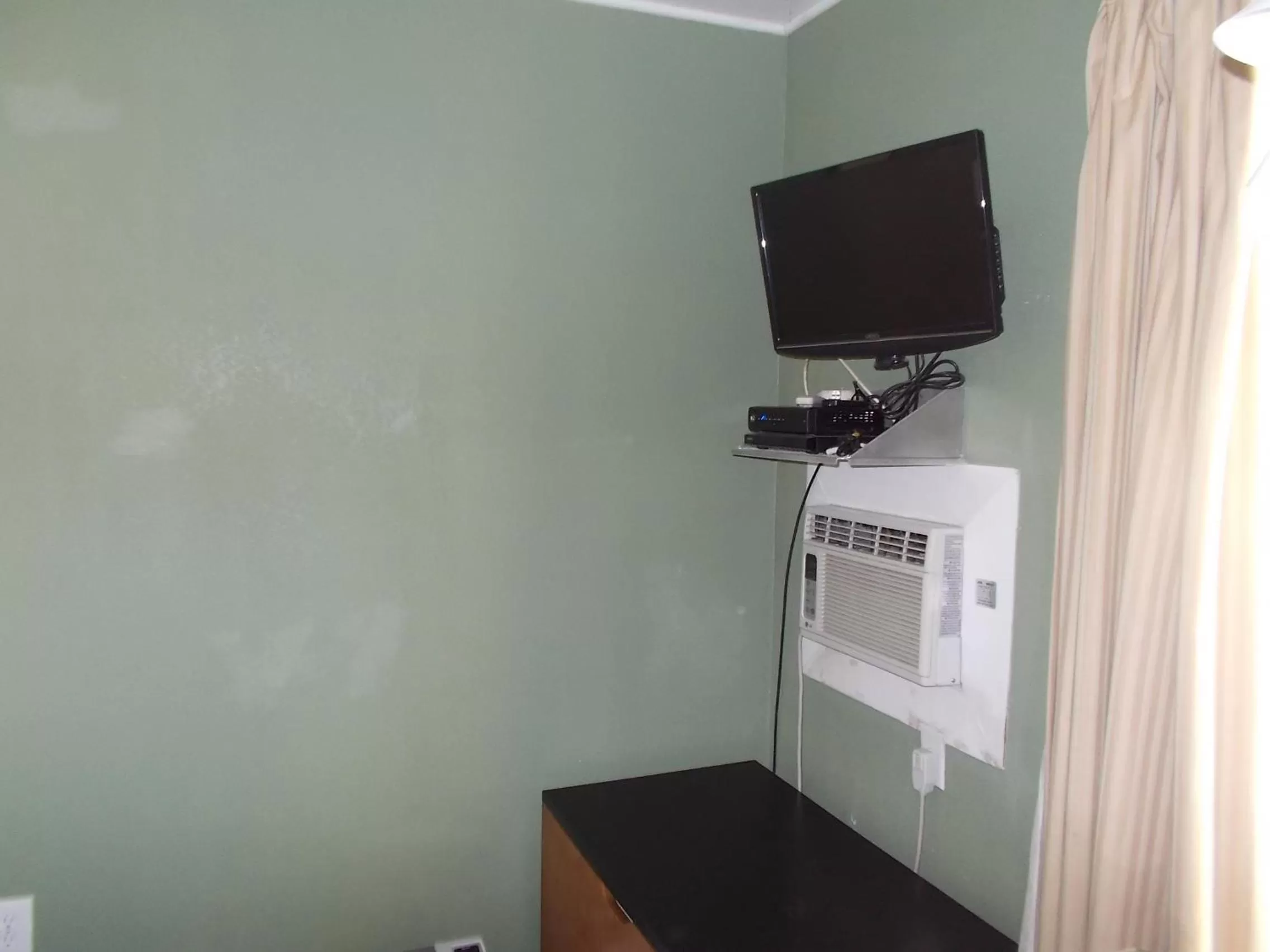 View (from property/room), TV/Entertainment Center in Atomic Inn Beatty Near Death Valley