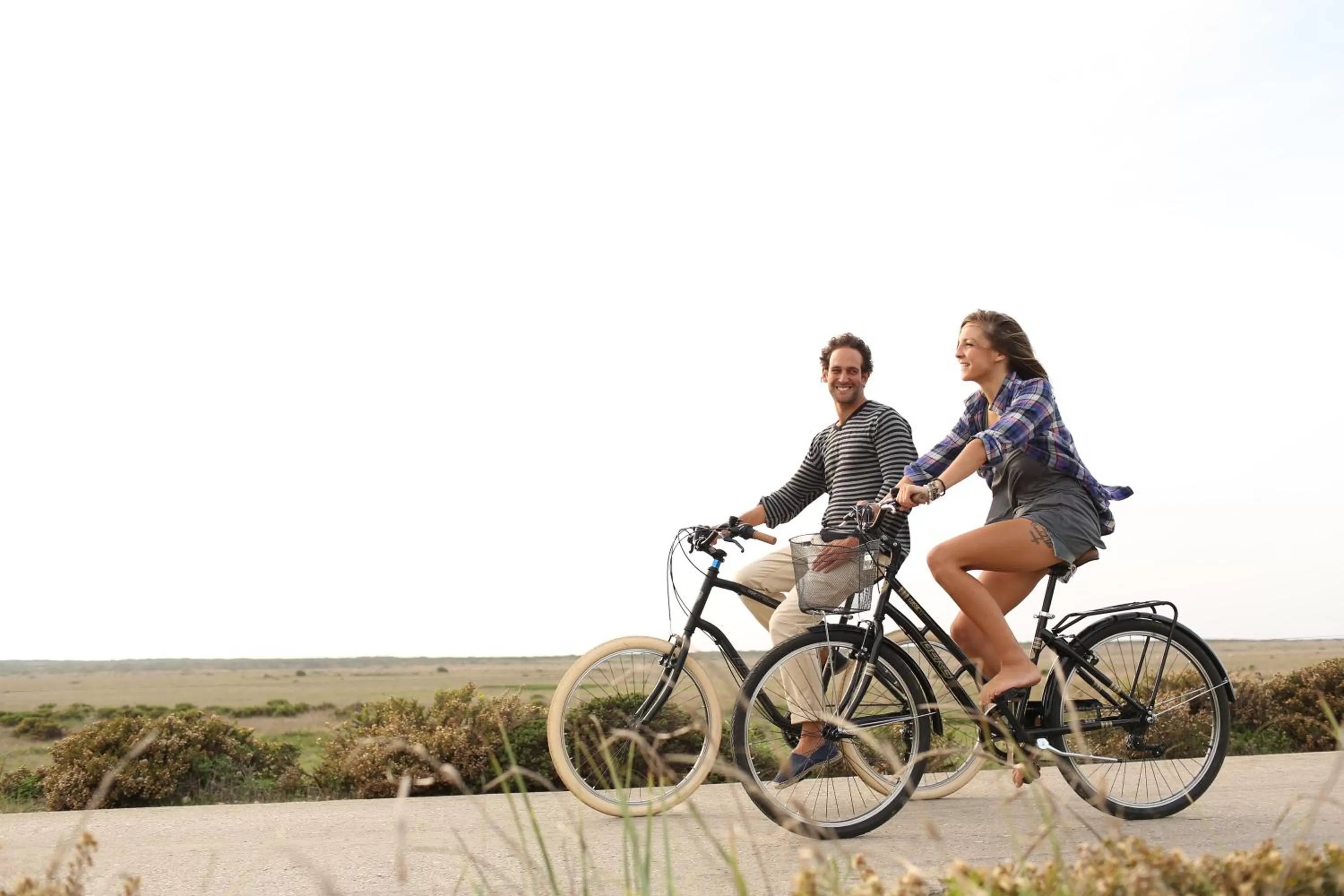 Cycling in Memmo Baleeira - Design Hotels