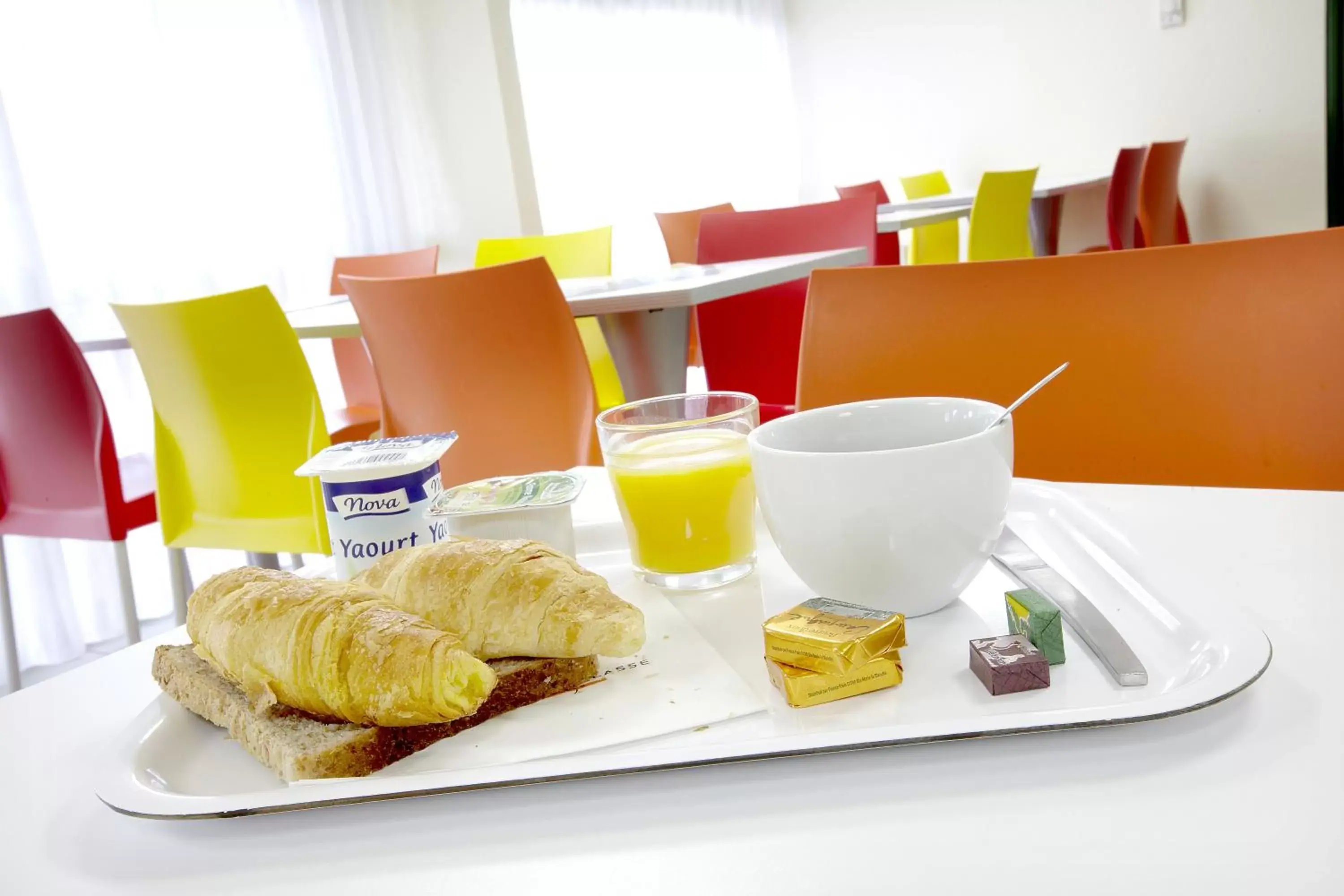 Breakfast in Premiere Classe Niort Est La Creche