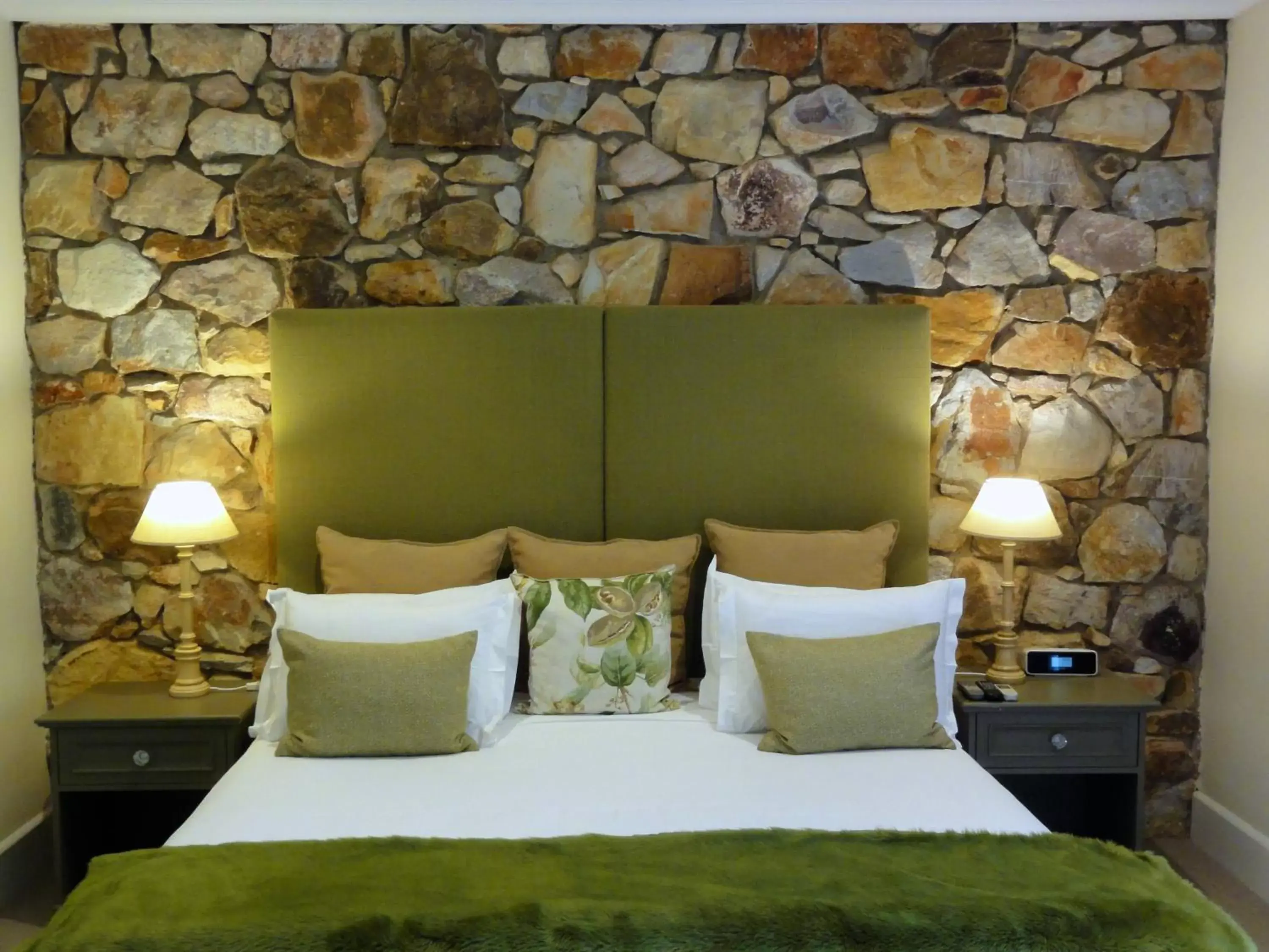 Bed in Parkwood Boutique Hotel