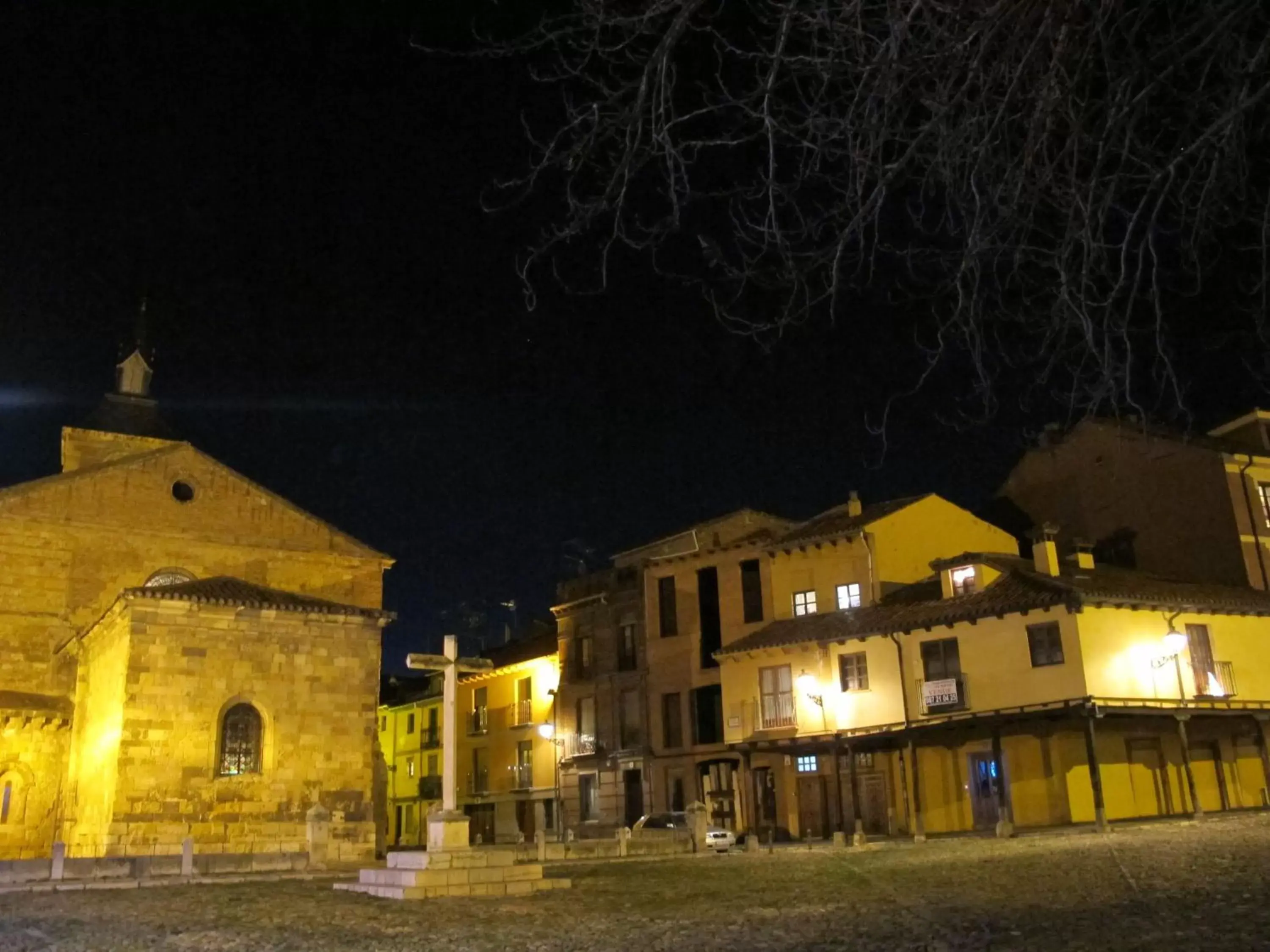 Property Building in Pensión Blanca B&B