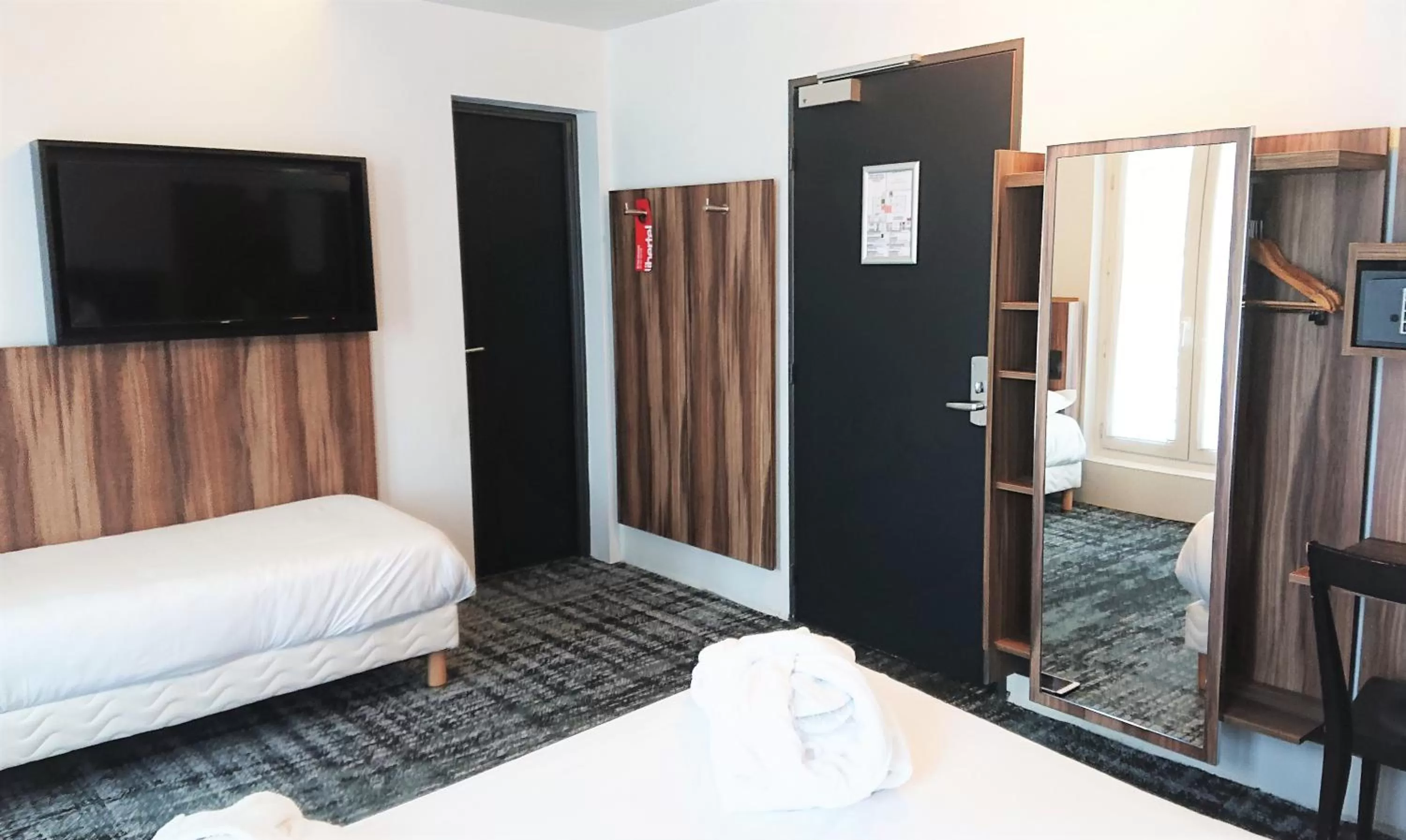 Bed in Libertel Austerlitz Jardin des Plantes