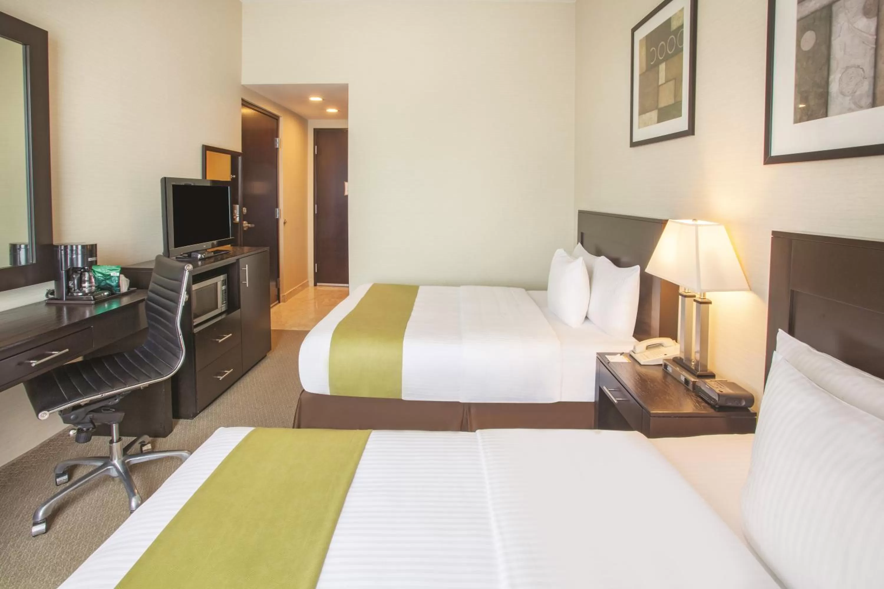 Bedroom, Room Photo in La Quinta by Wyndham Poza Rica