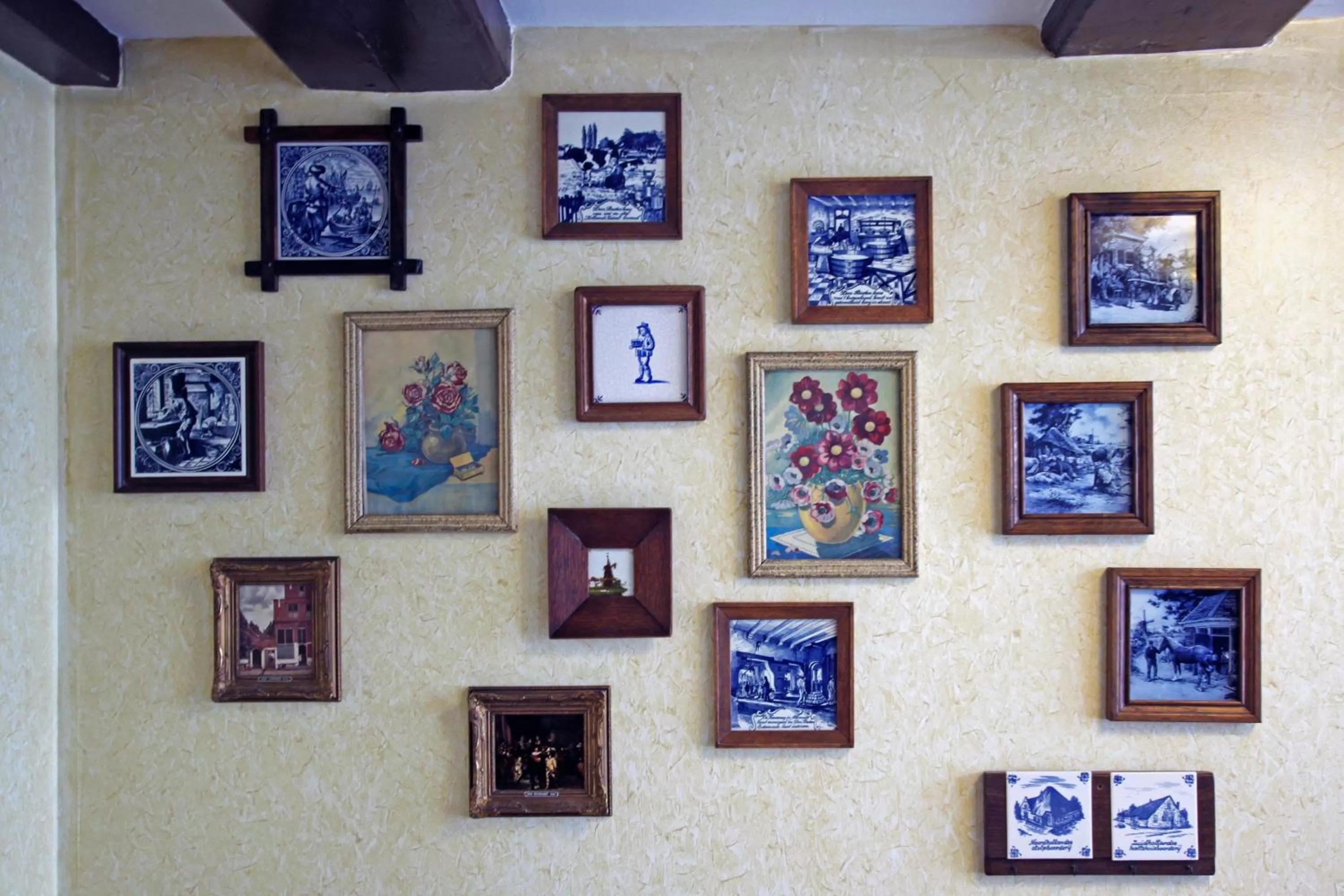 Decorative detail in A-Train Hotel