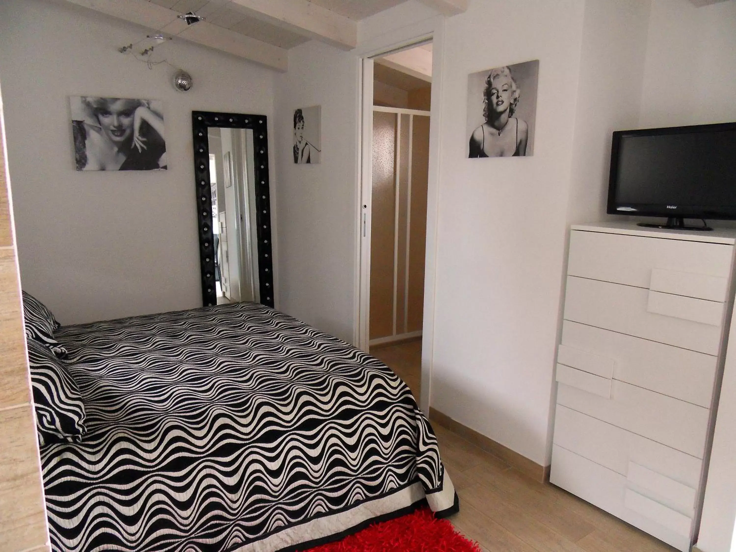 Bedroom, Bed in Albergo Diffuso Dimora Rossi