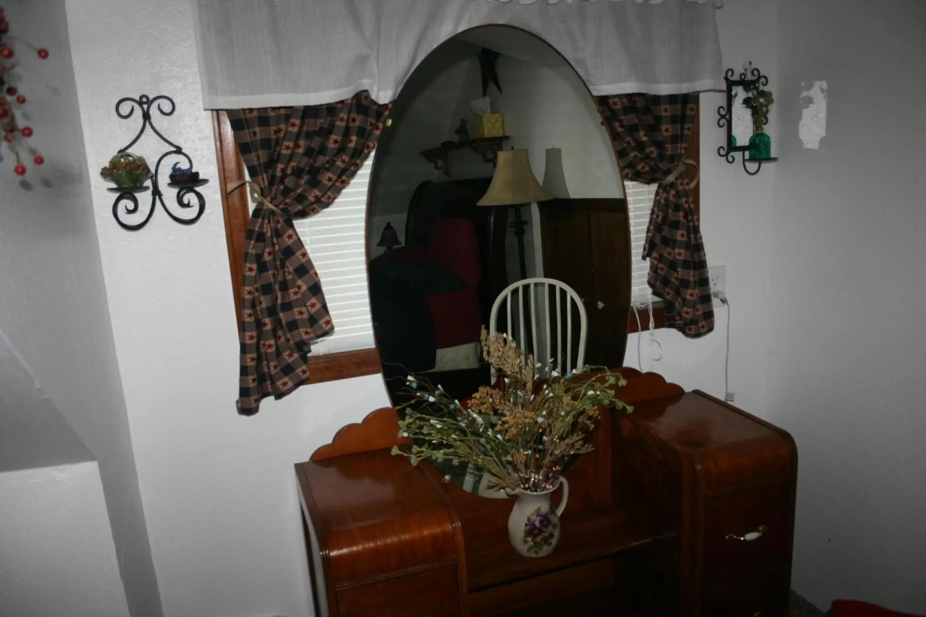 Bedroom, Seating Area in Dreamcatcher Bed and Breakfast