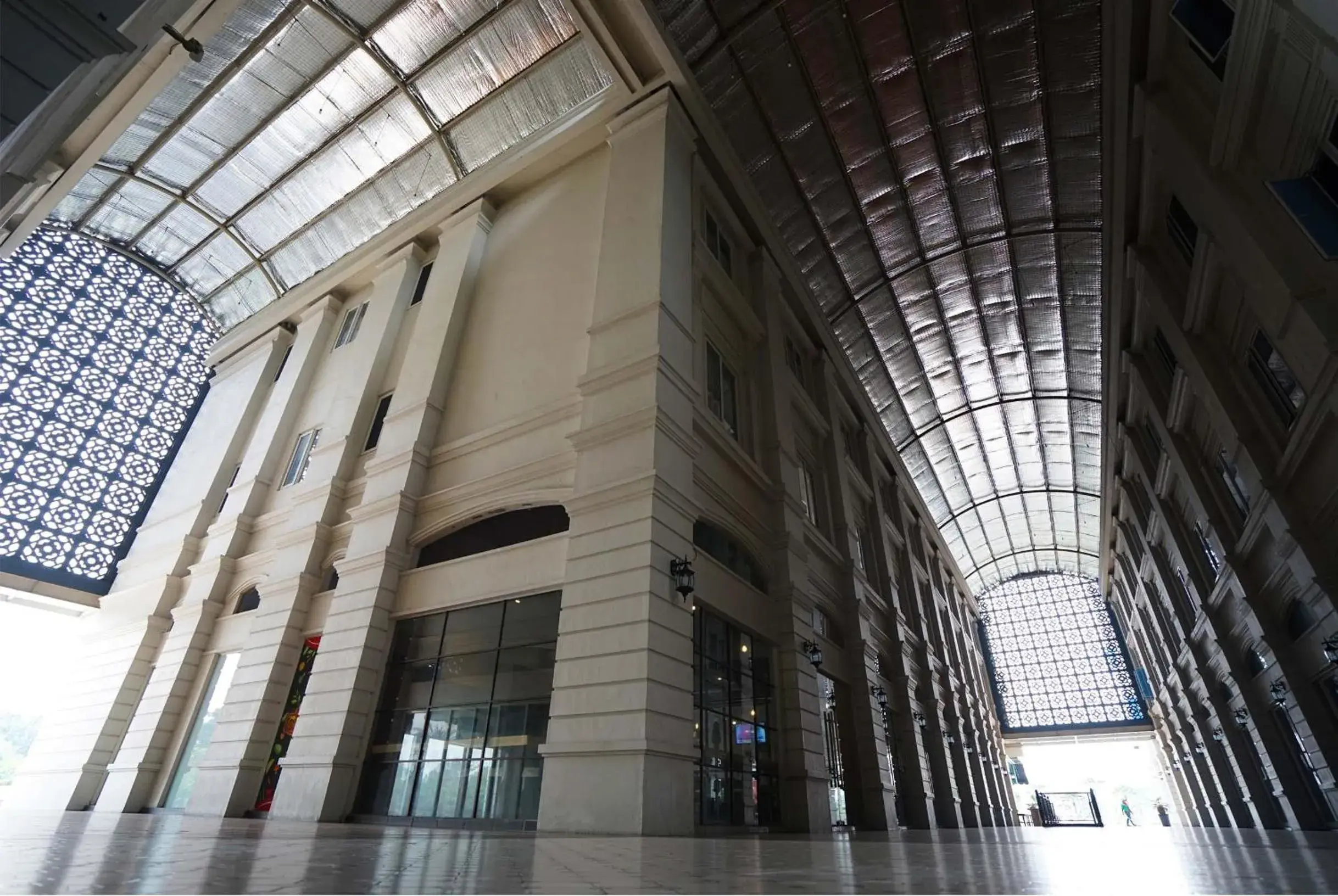 Restaurant/places to eat in The Lively Hotel Kualanamu Restaurant/places to eat in The Lively Hotel Kualanamu