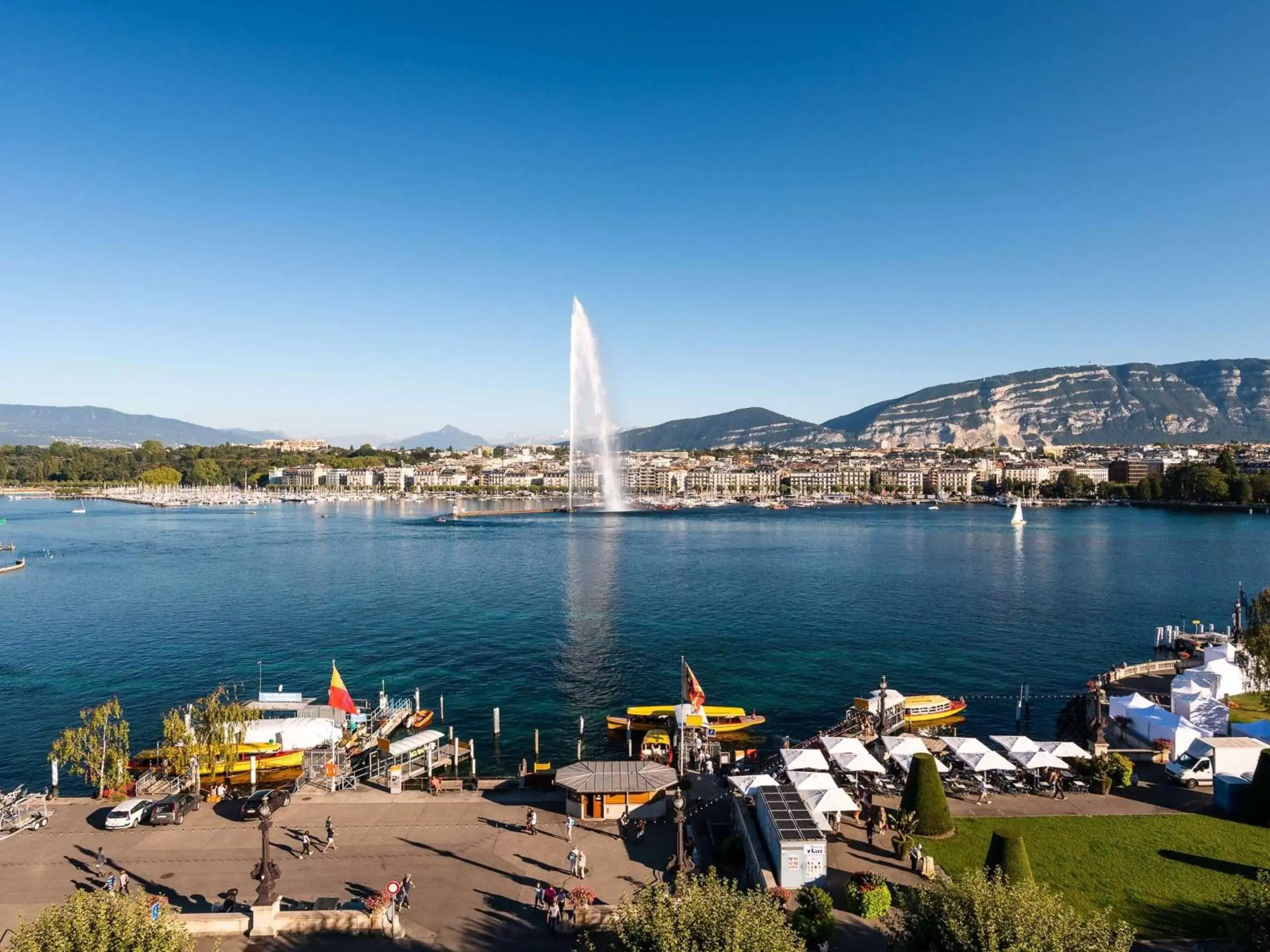 Property building in Fairmont Grand Hotel Geneva