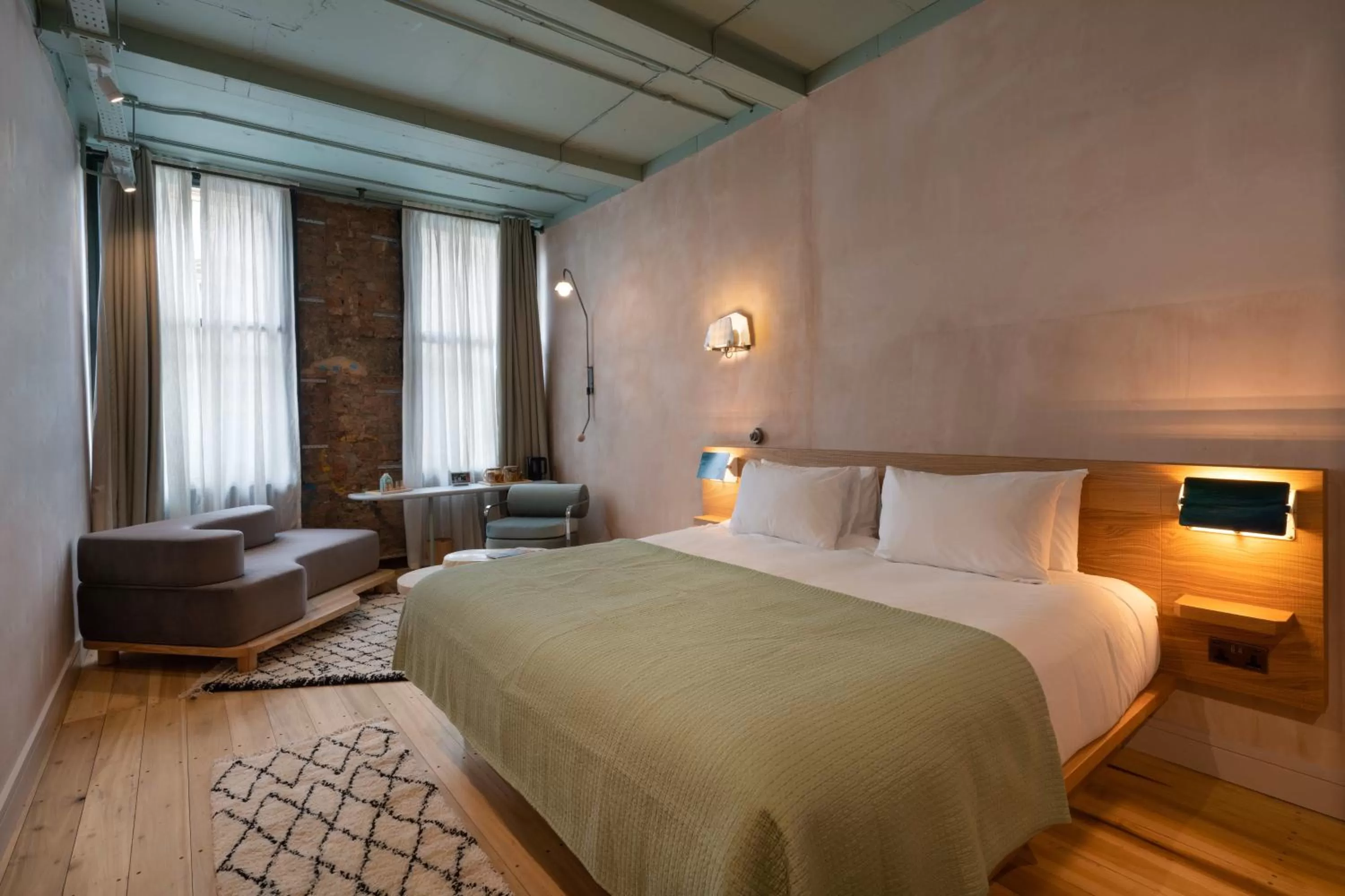 Bedroom, Bed in The Alan