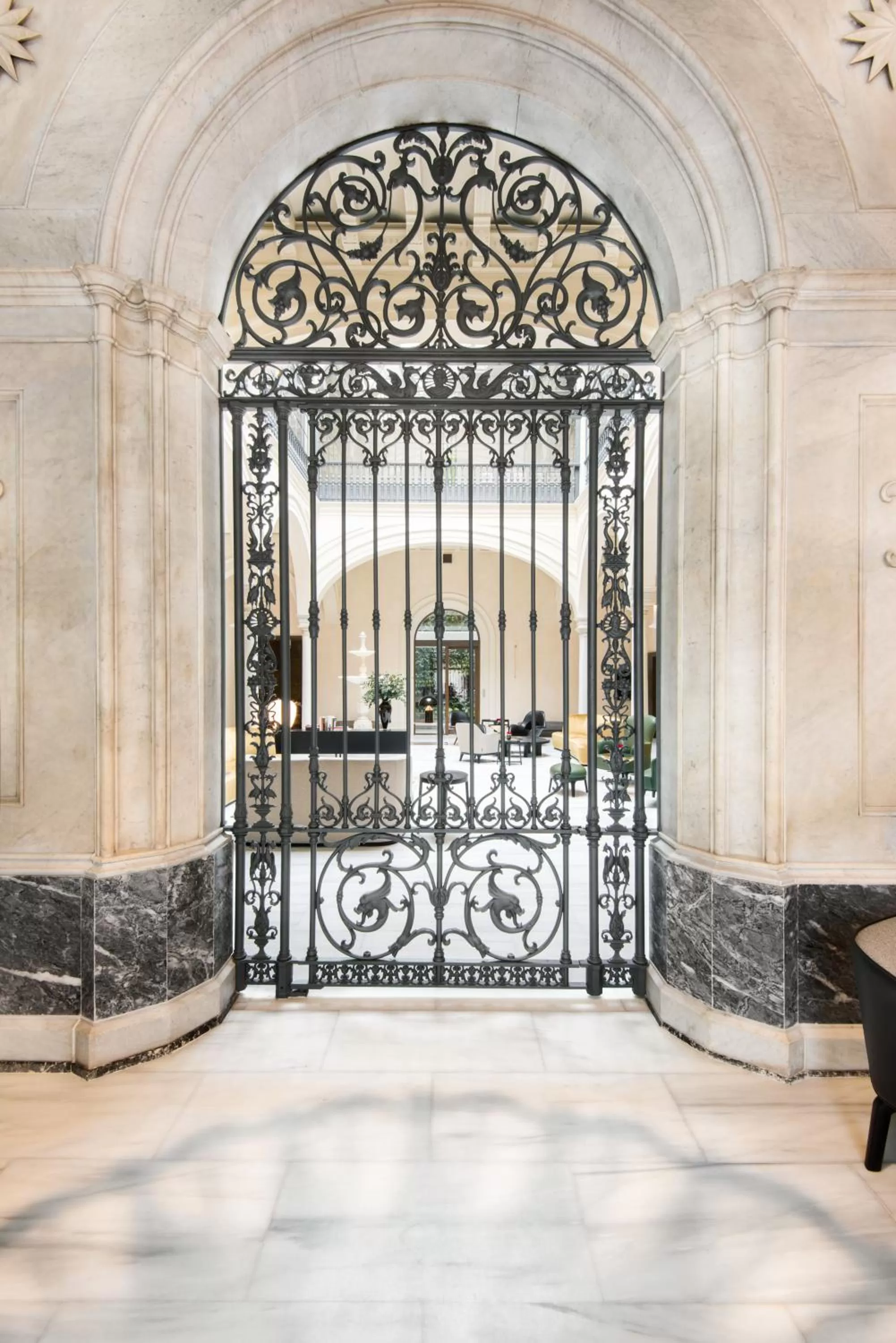 Restaurant/places to eat in Hotel Mercer Sevilla 5 GL