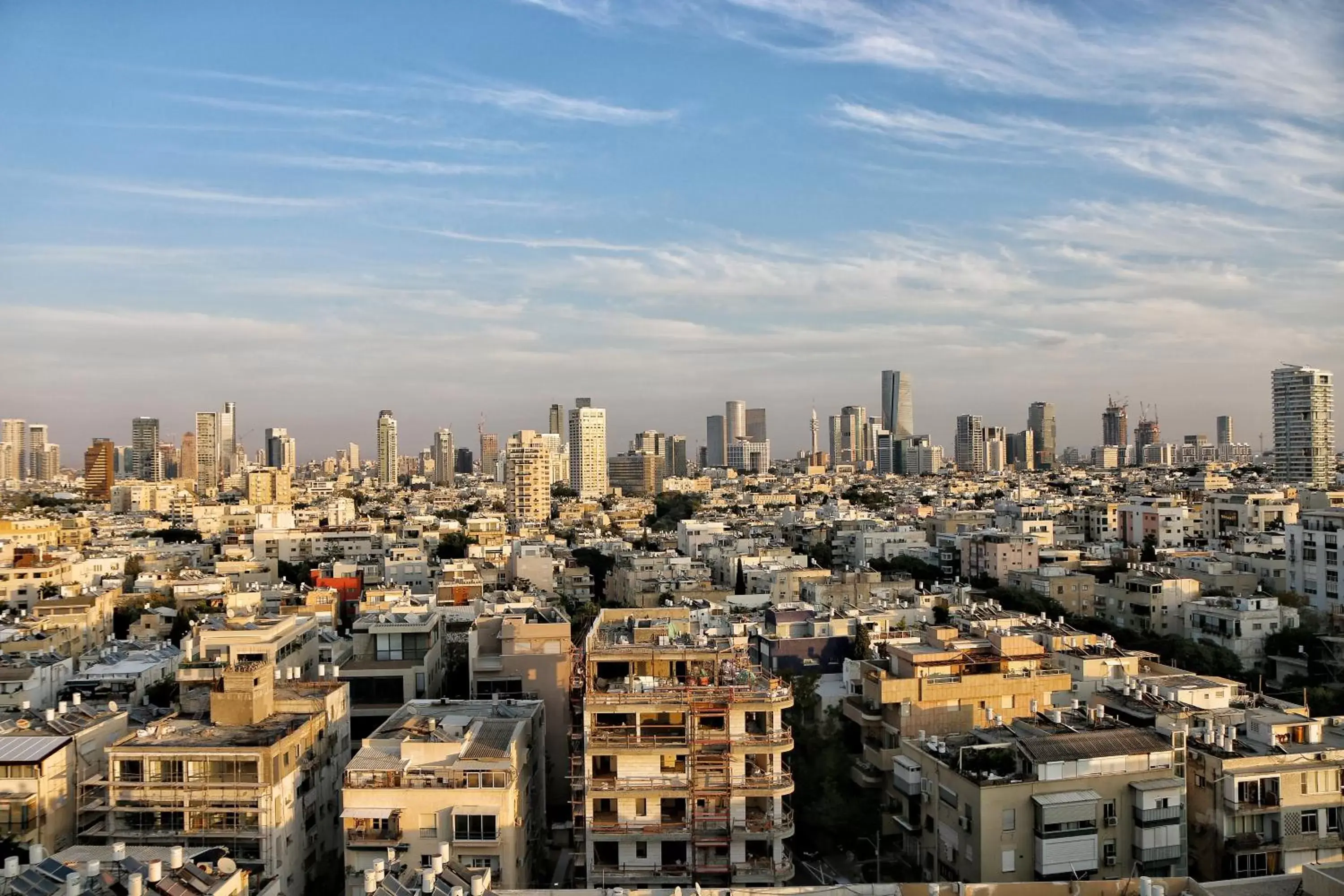 City view, Bird's-eye View in Carlton Tel Aviv Hotel – Luxury on the Beach