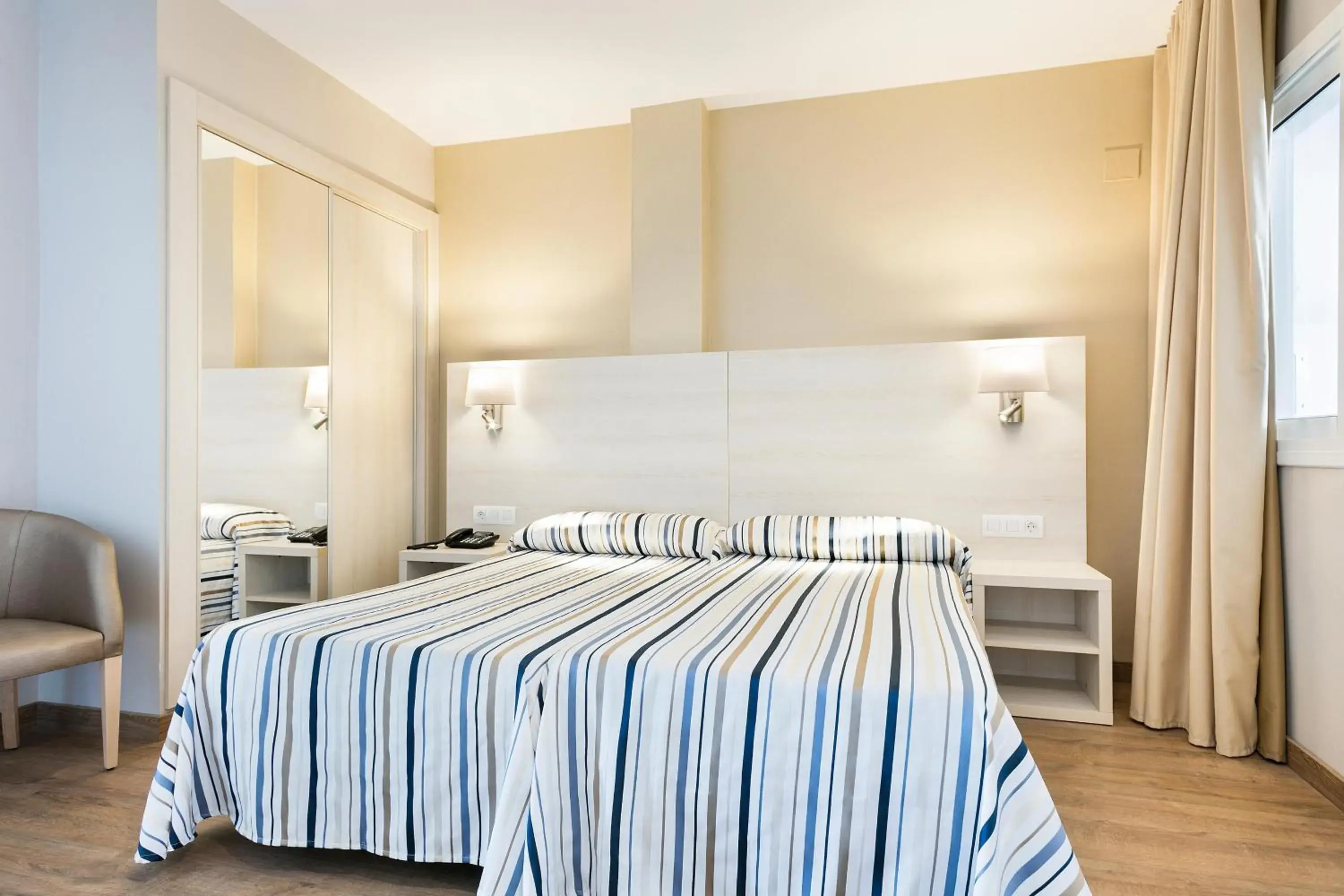 Photo of the whole room, Bed in Hotel Best Da Vinci Photo of the whole room, Bed in Hotel Best Da Vinci