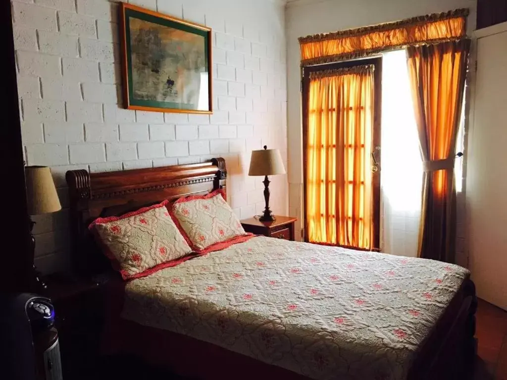 Bedroom, Bed in SURA