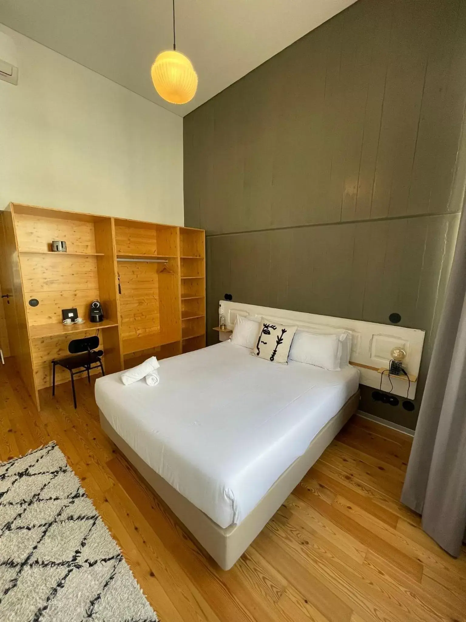 Deluxe Double Room in Selina Porto