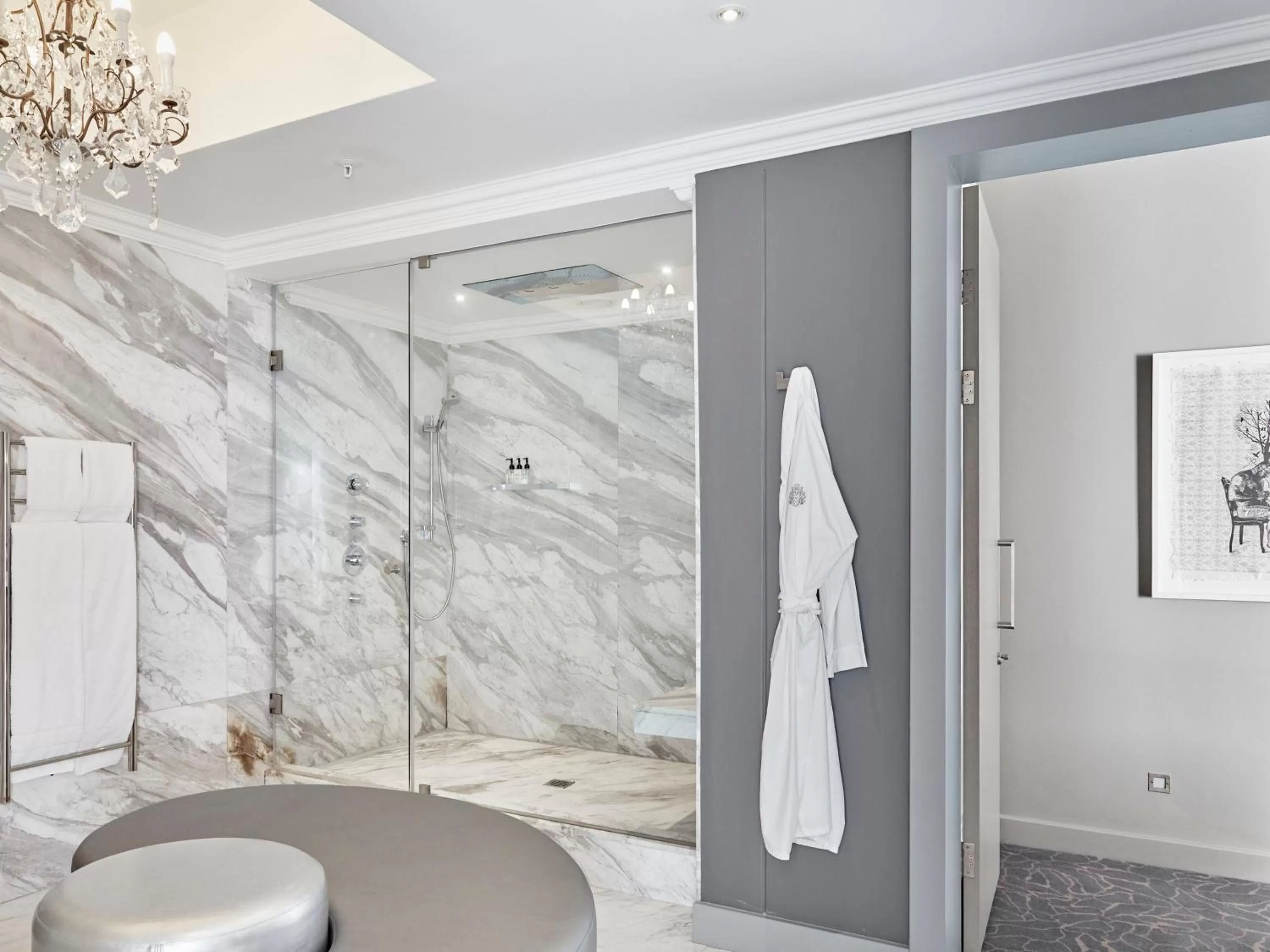 Bathroom in Queen Victoria Hotel by NEWMARK