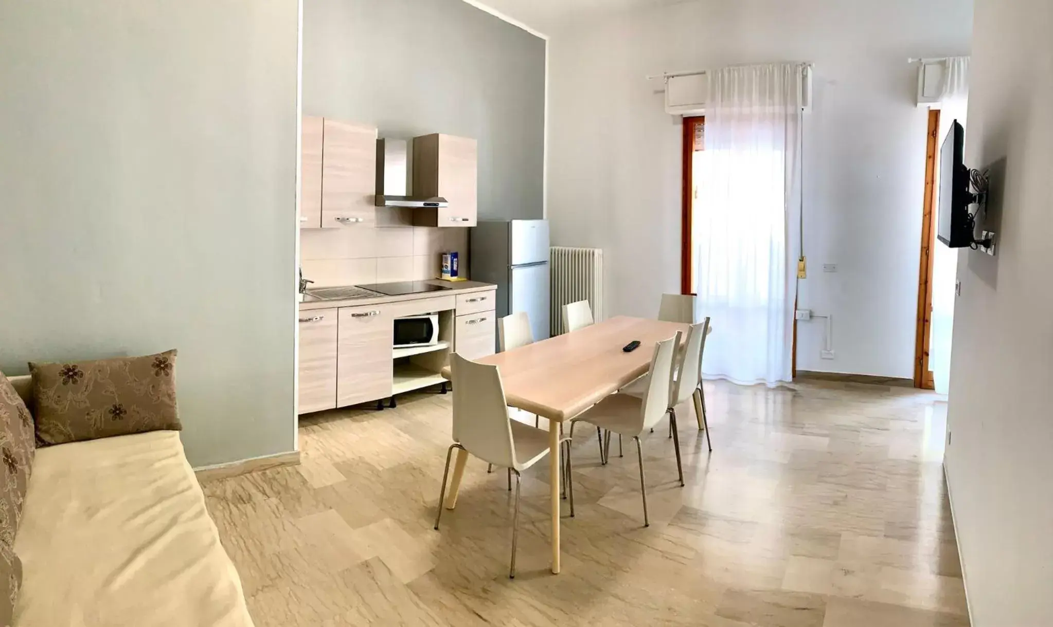 Dining Area in Battigia - Appartamenti Vacanze