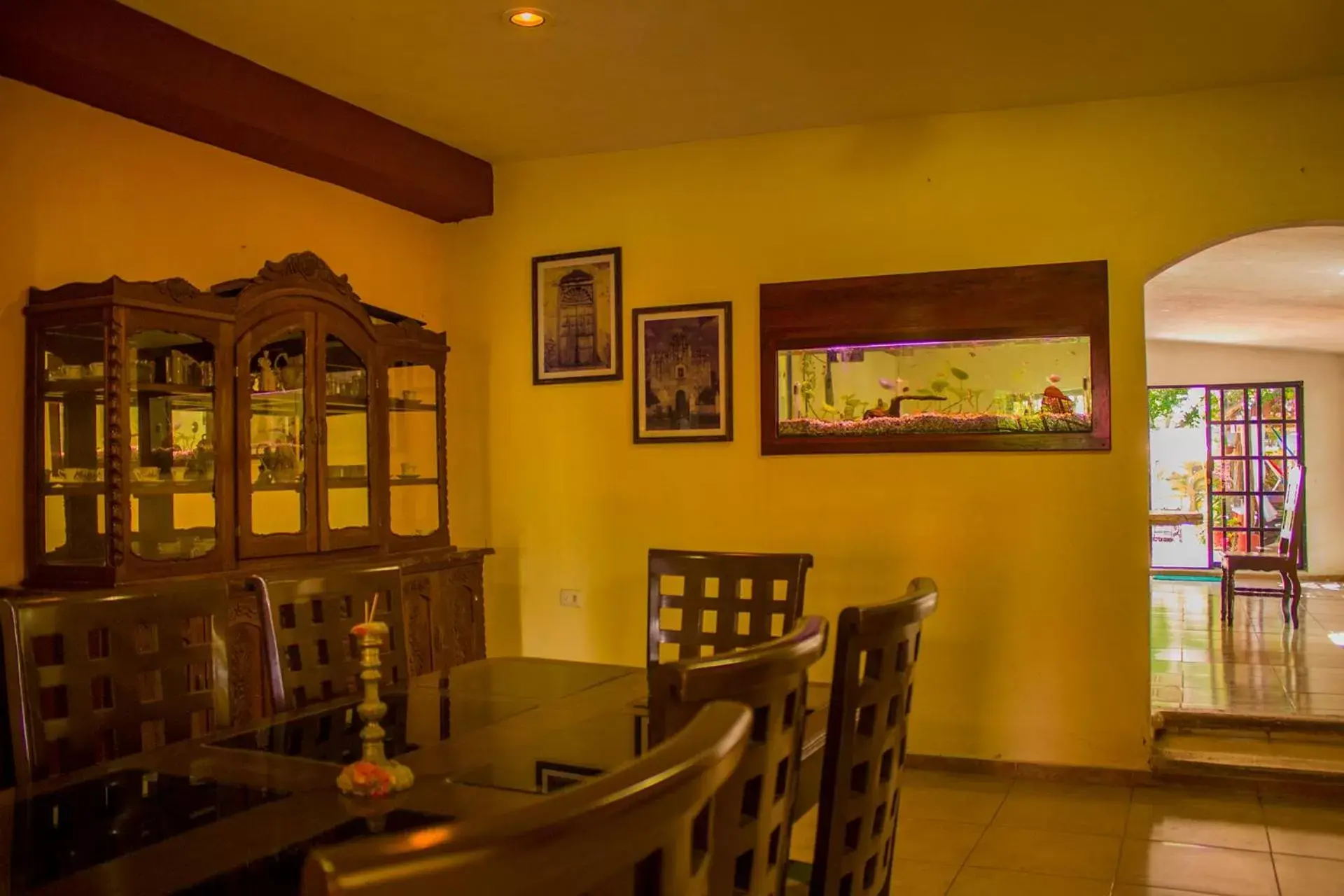 Dining Area in Casa De Los Pájaros - B&B