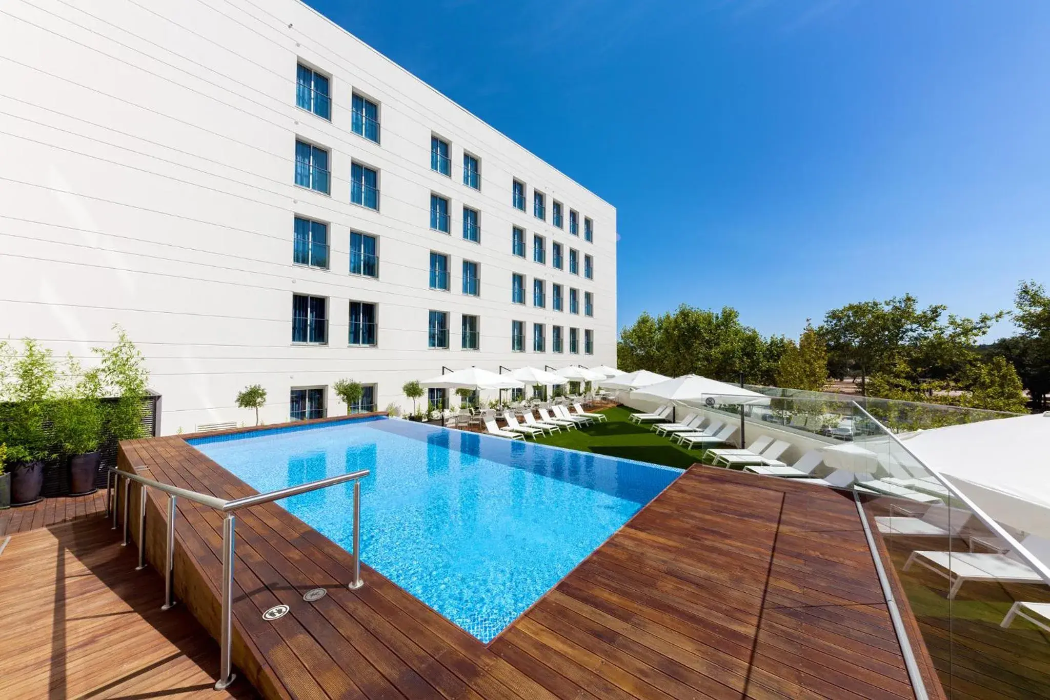 Off site, Swimming Pool in Lux Fatima Park - Hotel, Suites & Residence