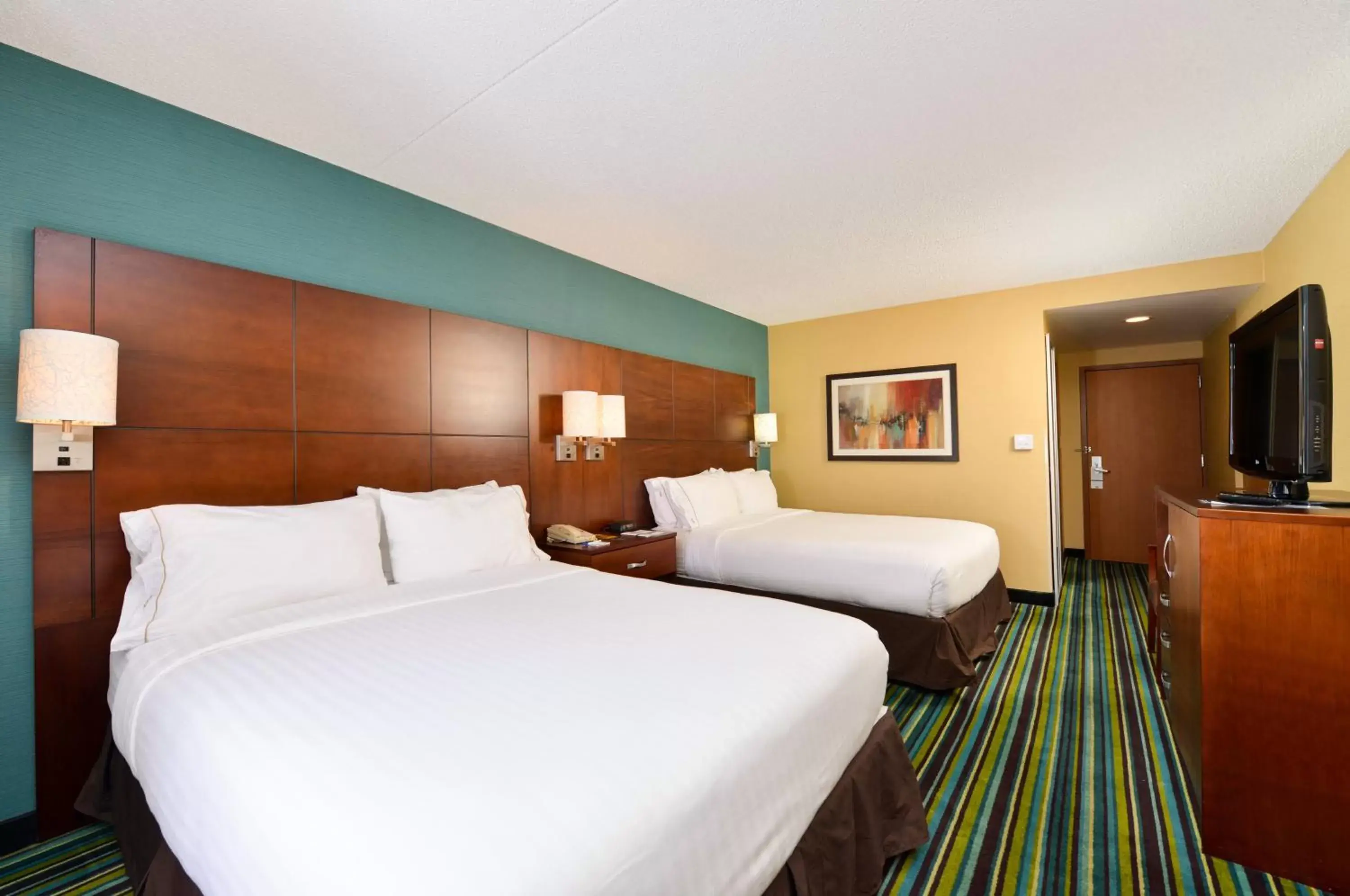 Photo of the whole room, Bed in Holiday Inn Express Flagstaff, an IHG Hotel