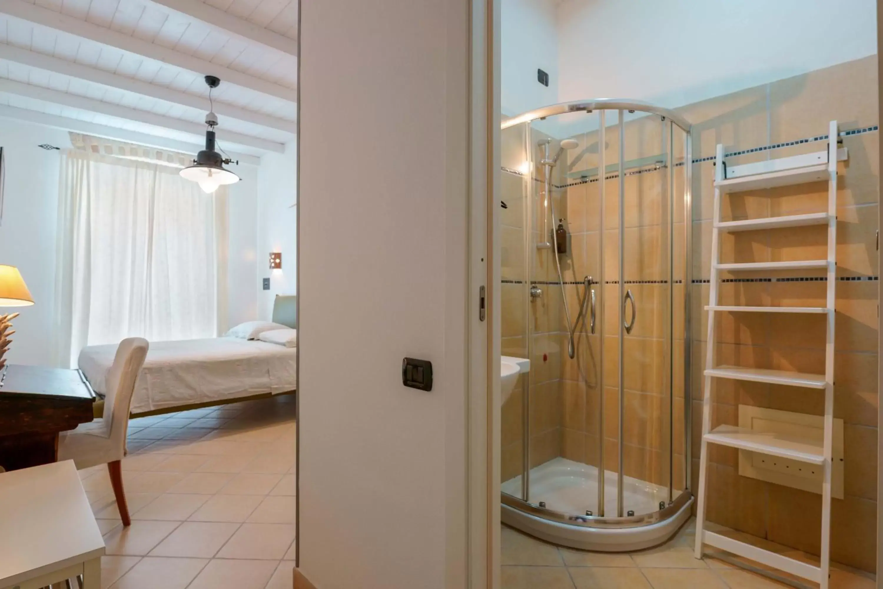 Shower, Bathroom in Il Cagliarese B&B