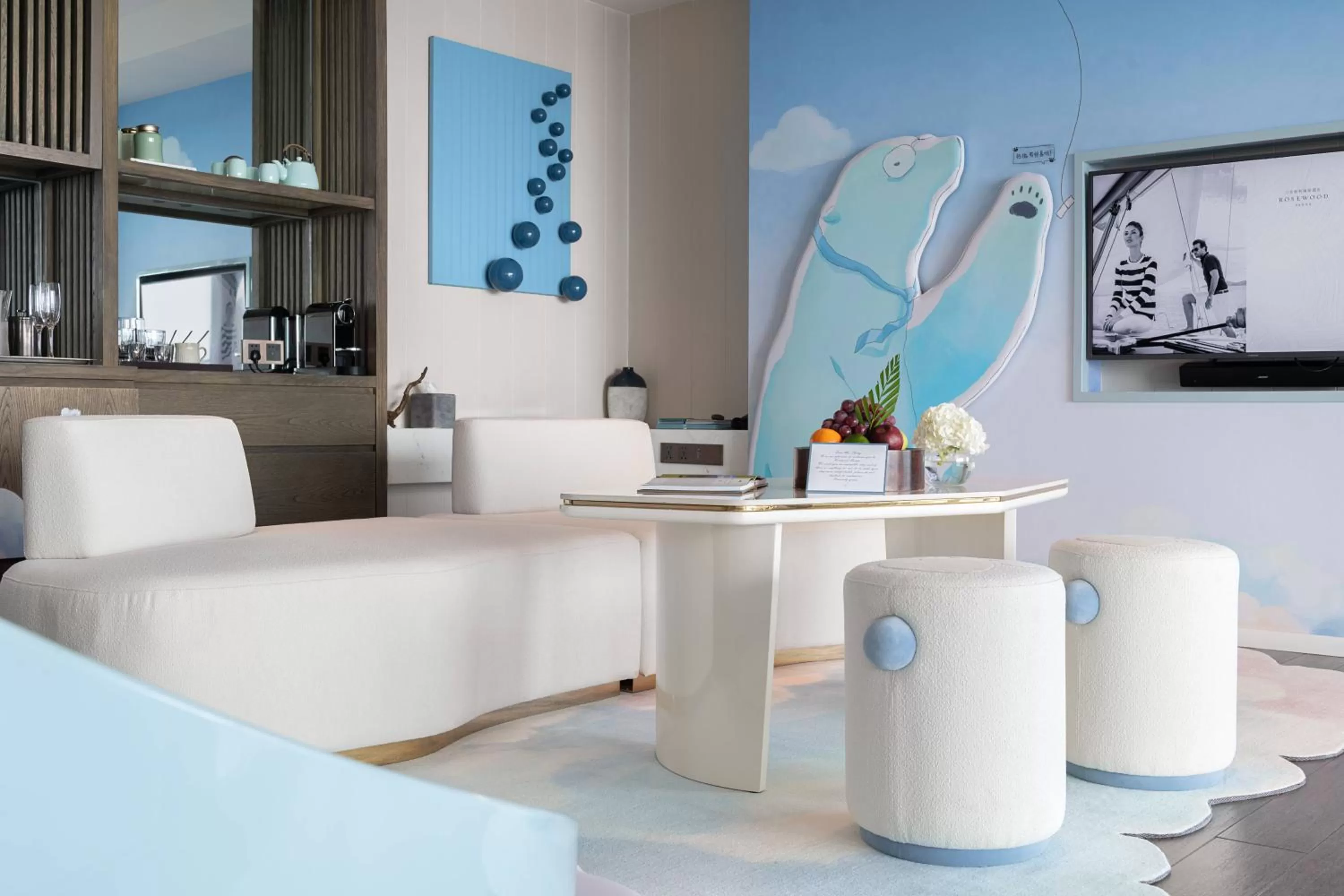 Living room in Rosewood Sanya