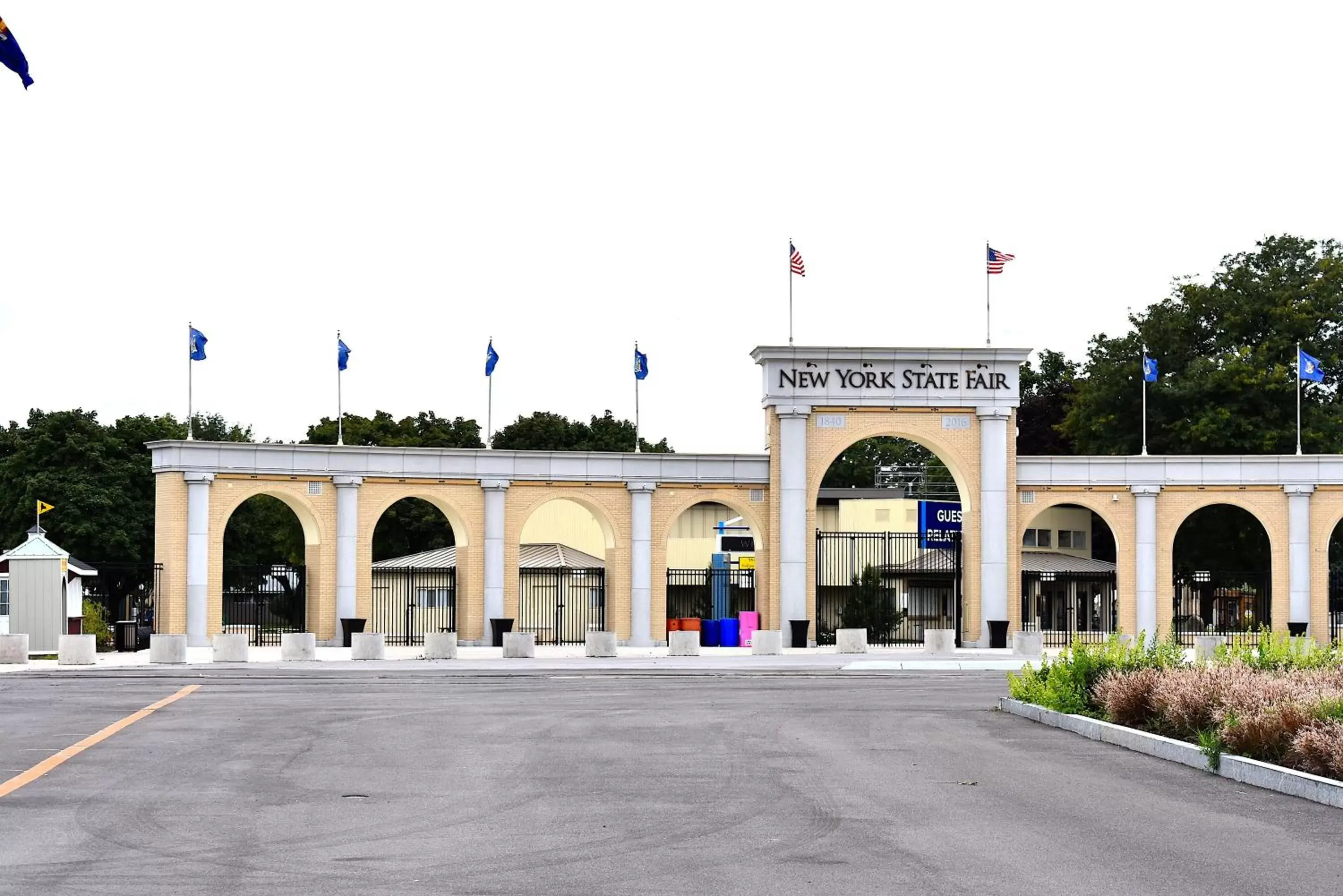 Nearby landmark, Property Building in Holiday Inn Express Syracuse-Fairgrounds, an IHG Hotel