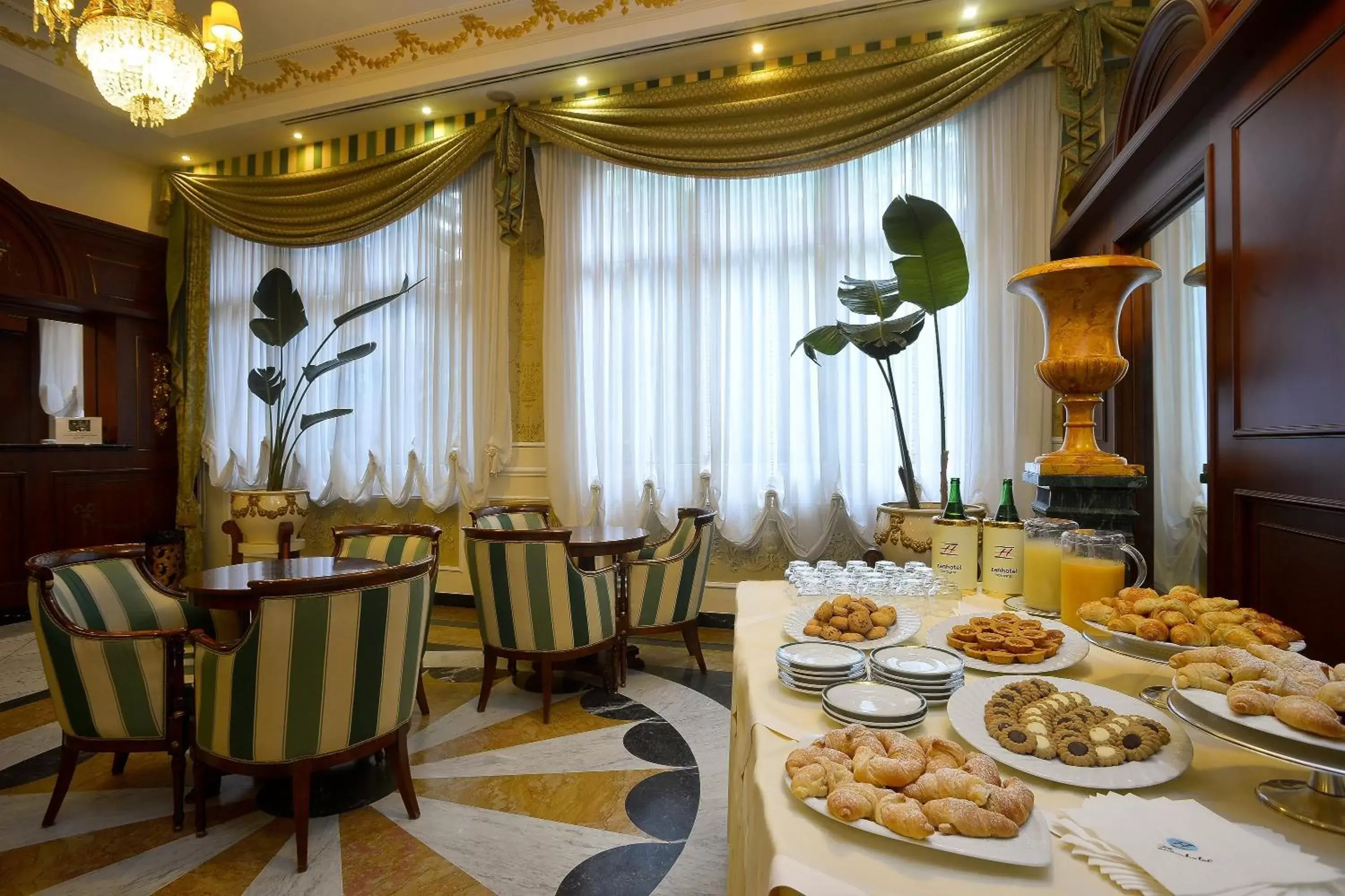 Restaurant/places to eat in Zanhotel Europa Restaurant/places to eat in Zanhotel Europa