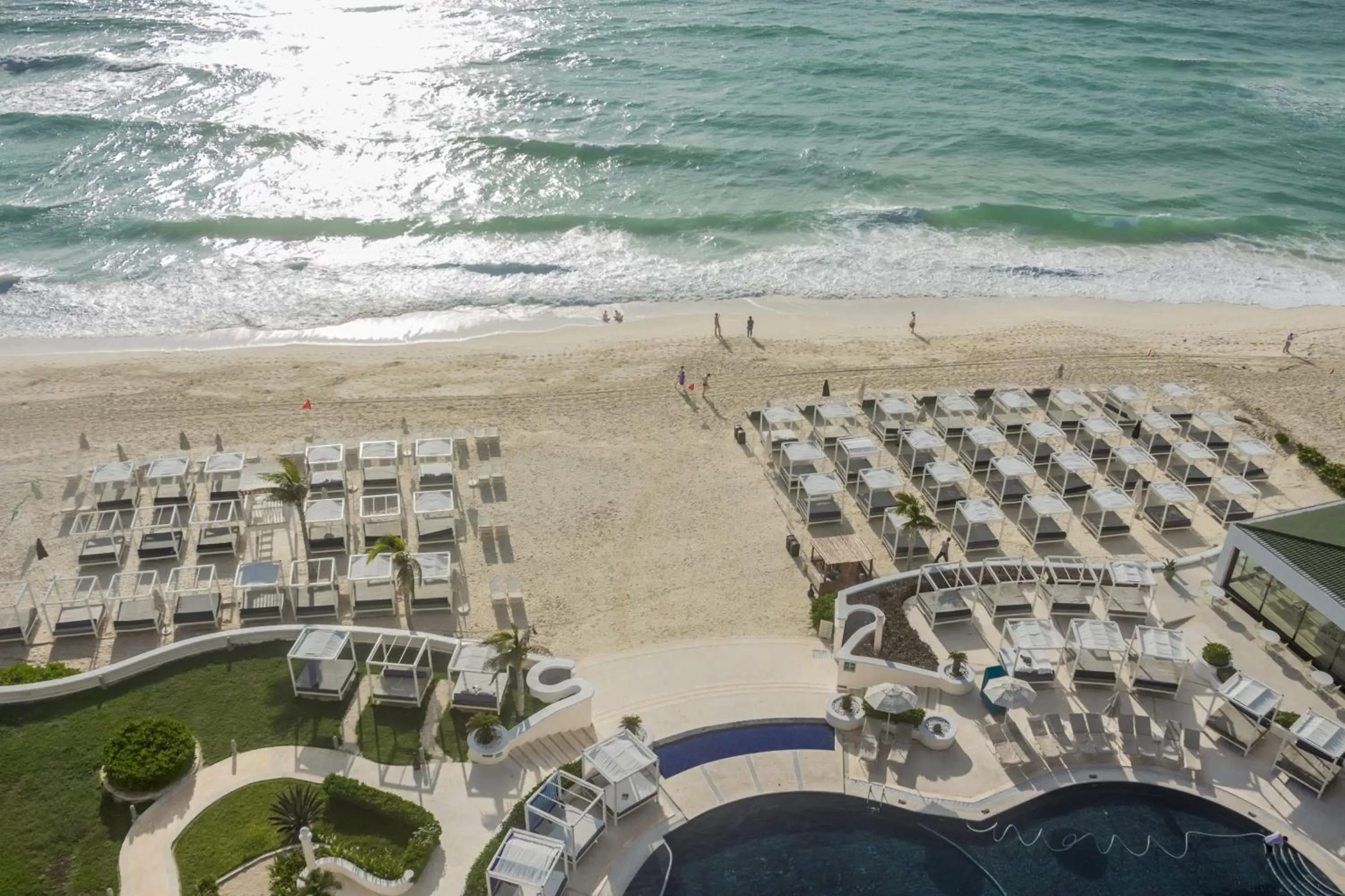 Beach, Bird's-eye View in Sandos Cancun All Inclusive