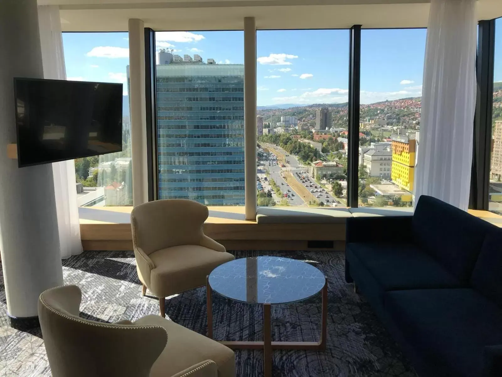 Living room, Seating Area in Swissotel Sarajevo