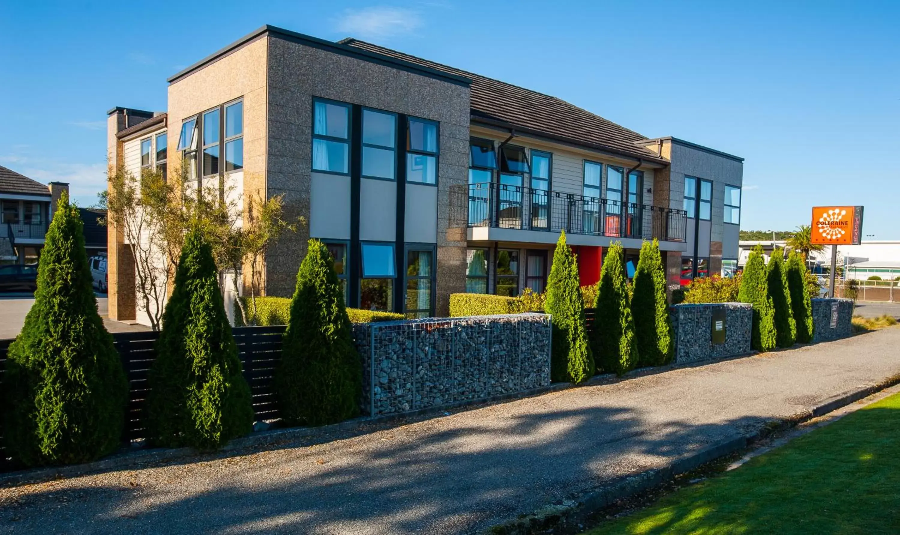 Property building in Coleraine Suites & Apartments Property building in Coleraine Suites & Apartments